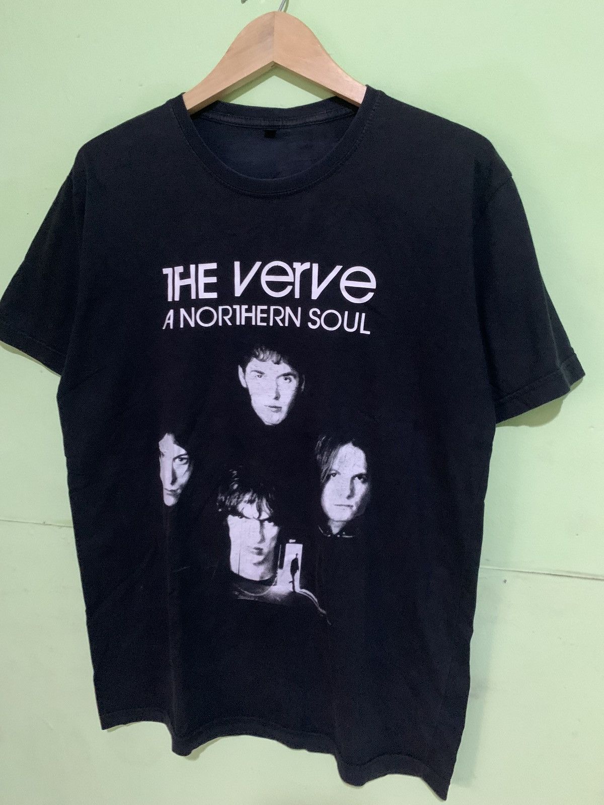 image of Band Tees x Vintage The Verve Shirt Britpop The Stone Roses Oasis in Black, Men's (Size Large)