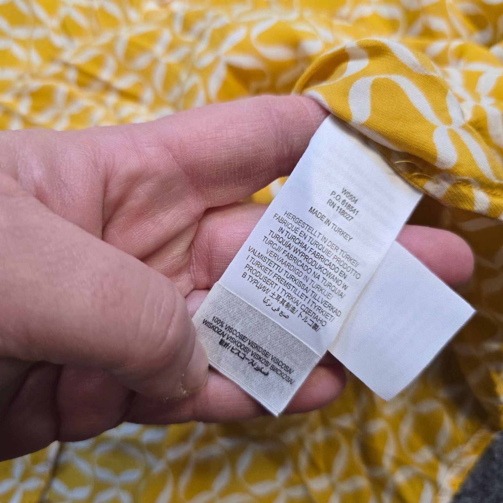 Boden Boden Button-Up Top Womens 6 Yellow White Geometric Long Sleeve Preppy Career Casual Shirt Womens Regular Small details not necessary Size M / US 6-8 / IT 42-44 - 7 Thumbnail