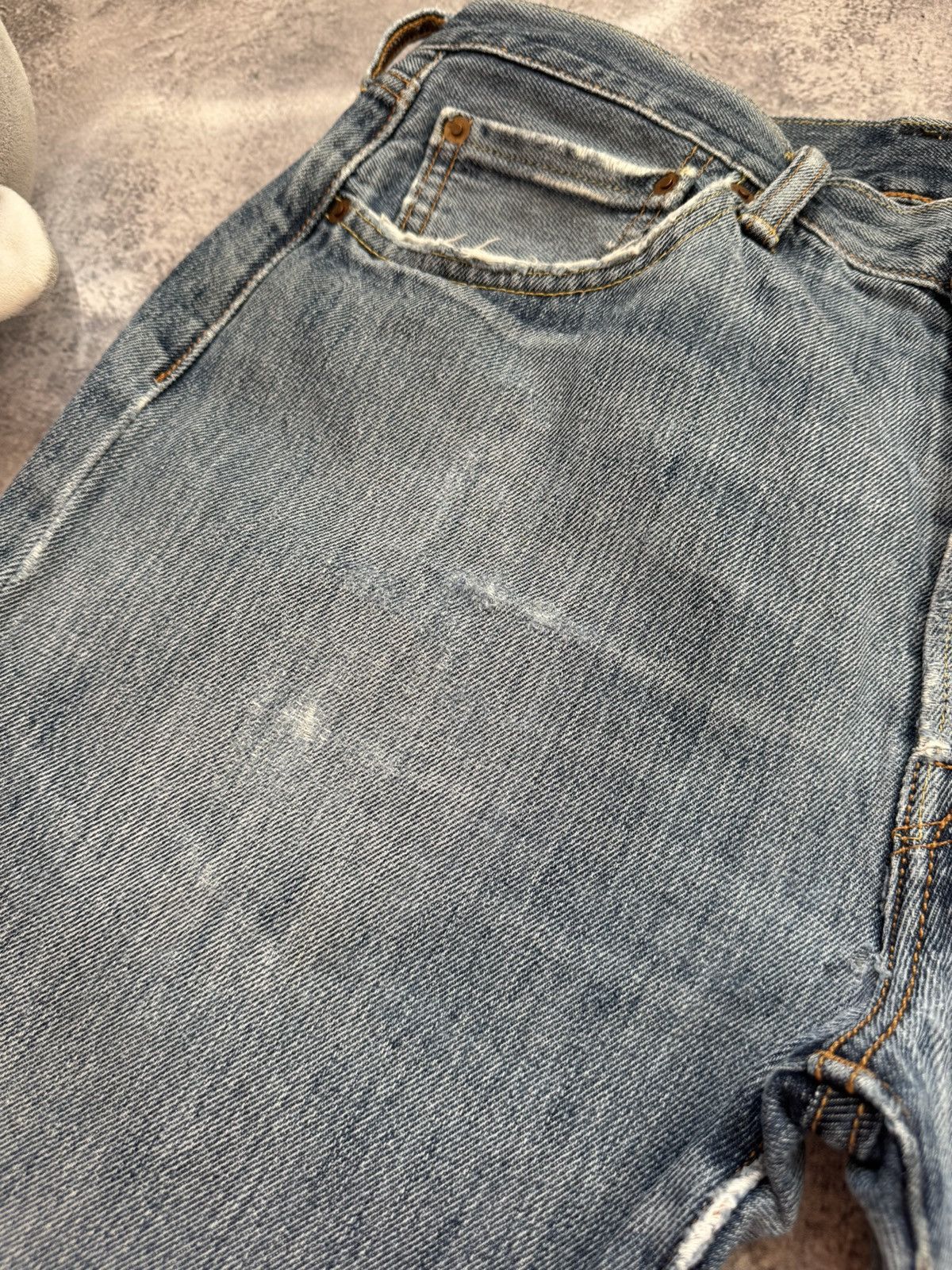 Levi's Levis 501 Distressed Jeans 33x30 Size US 33 - 7 Thumbnail