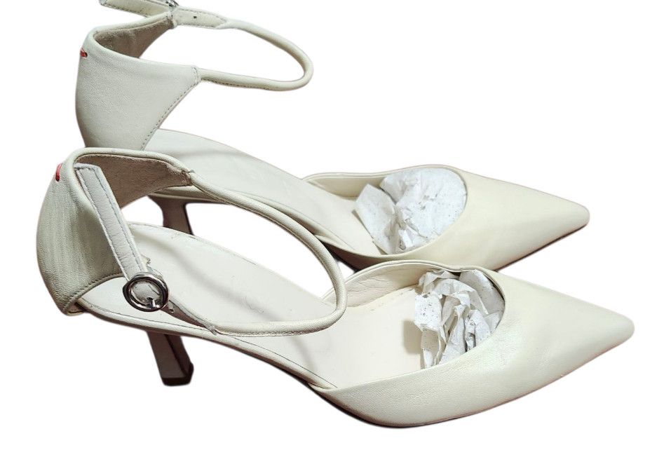 aeyde AEYDE Selma cream leather Pointed Toe Pump Women EU 38.5 Size US 7.5 / IT 37.5 - 4 Thumbnail