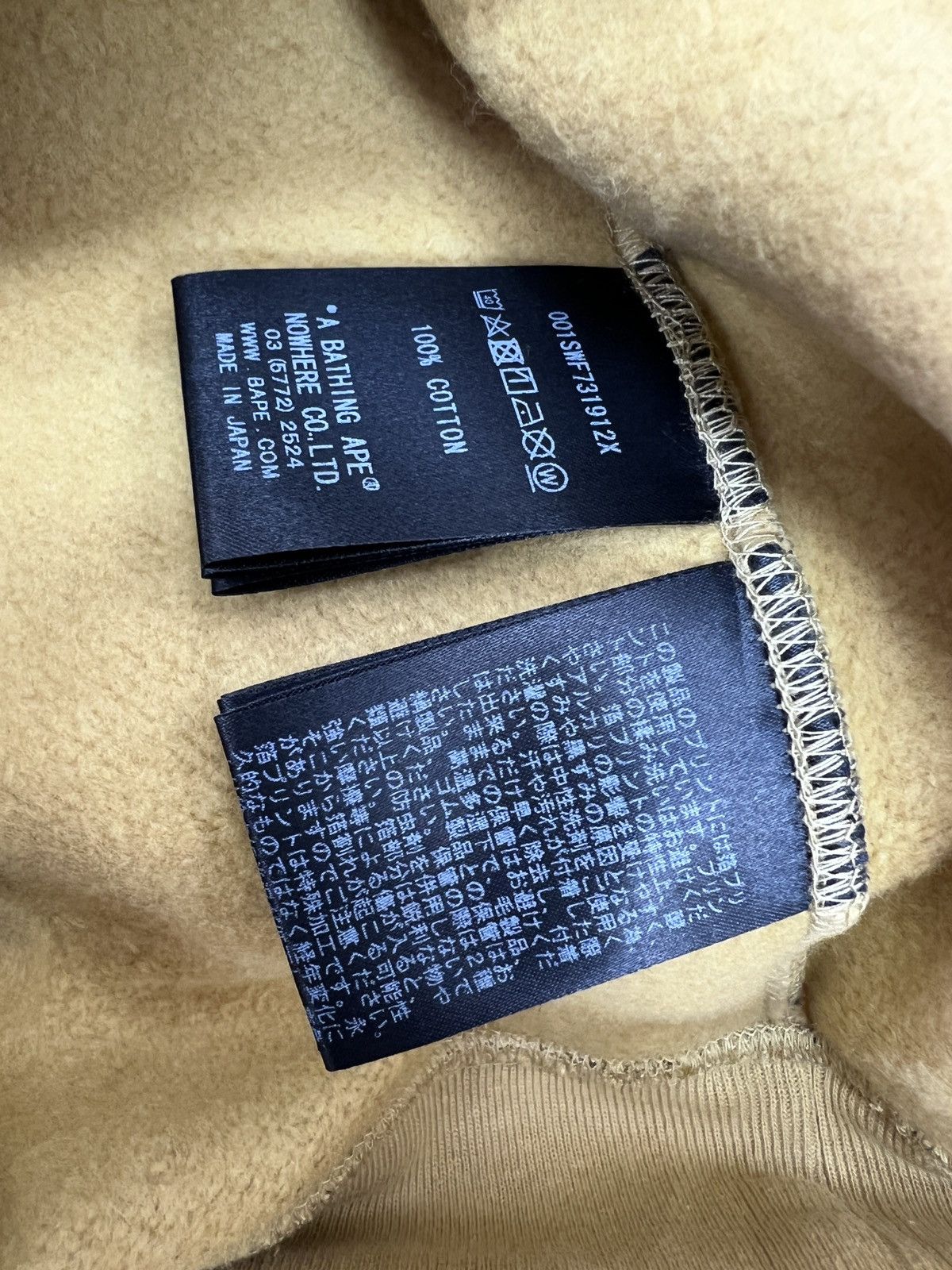 Bape × Mastermind Japan BAPE x MASTERMIND CREWNECK Size US M / EU 48-50 / 2 - 3 Thumbnail