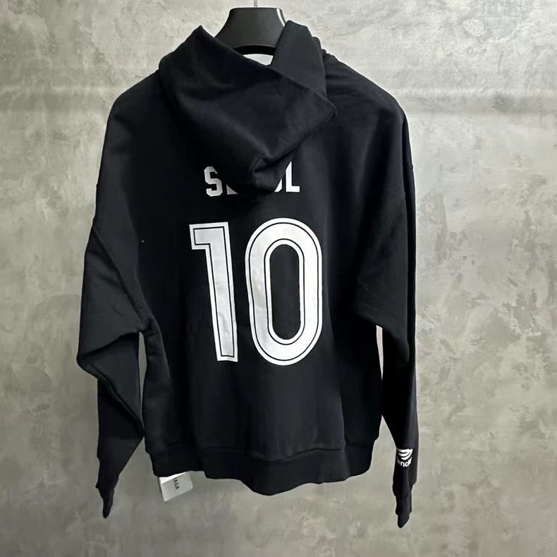 Balenciaga Balenciaga Black Logo Letter and Number Printed Hooded Cas Size US S / EU 44-46 / 1 - 2 Thumbnail