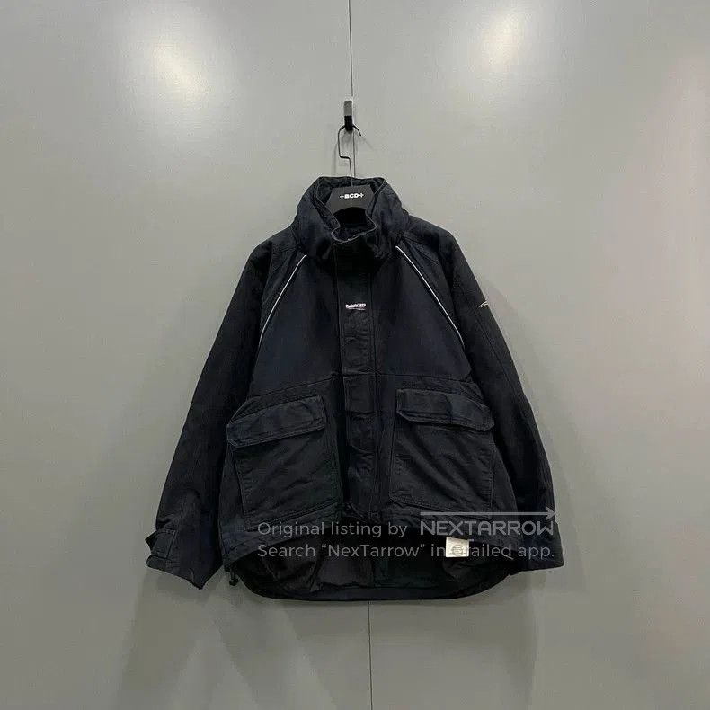 Balenciaga Balenciaga Black Embroidered Logo Parka. Size US S / EU 44-46 / 1 - 1 Thumbnail