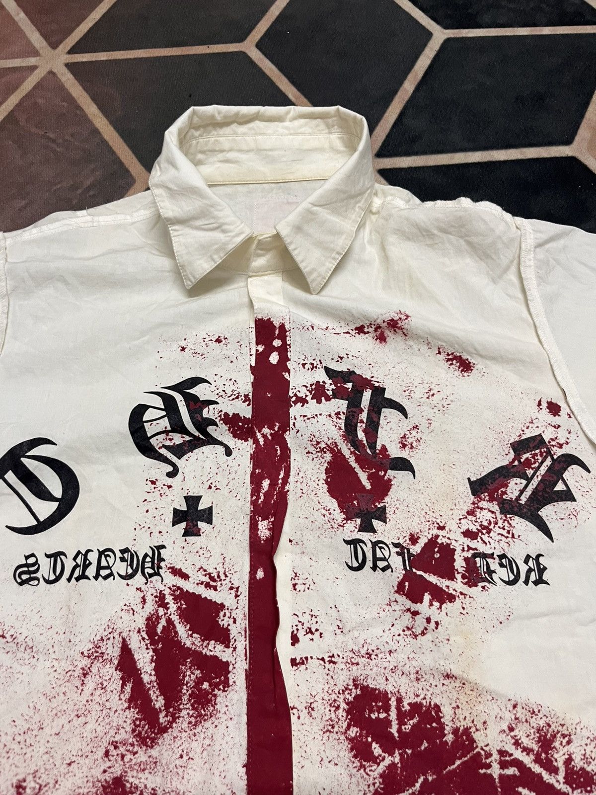 Seditionaries 💥Vtg Y2K Punk No Future Red Fat Hearts Anti Cross Anarchy Size US M / EU 48-50 / 2 - 8 Thumbnail