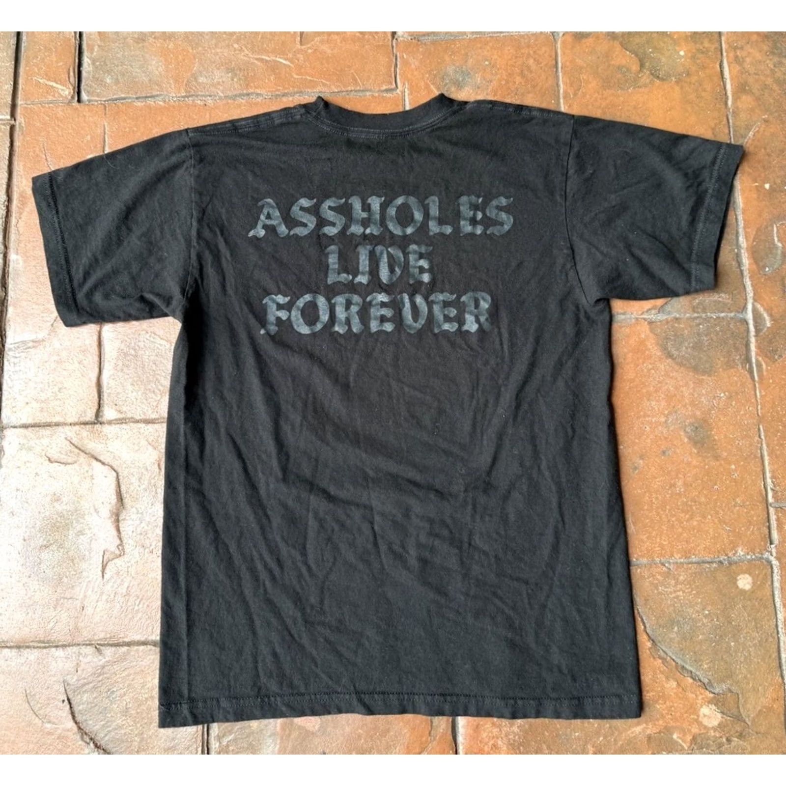 Olive Aholes Live Forever T-Shirt Men Short Sleeve Crew Neck Black Medium Grunge Logo Graphic Print Vintage No Size US M / EU 48-50 / 2 - 2 Thumbnail