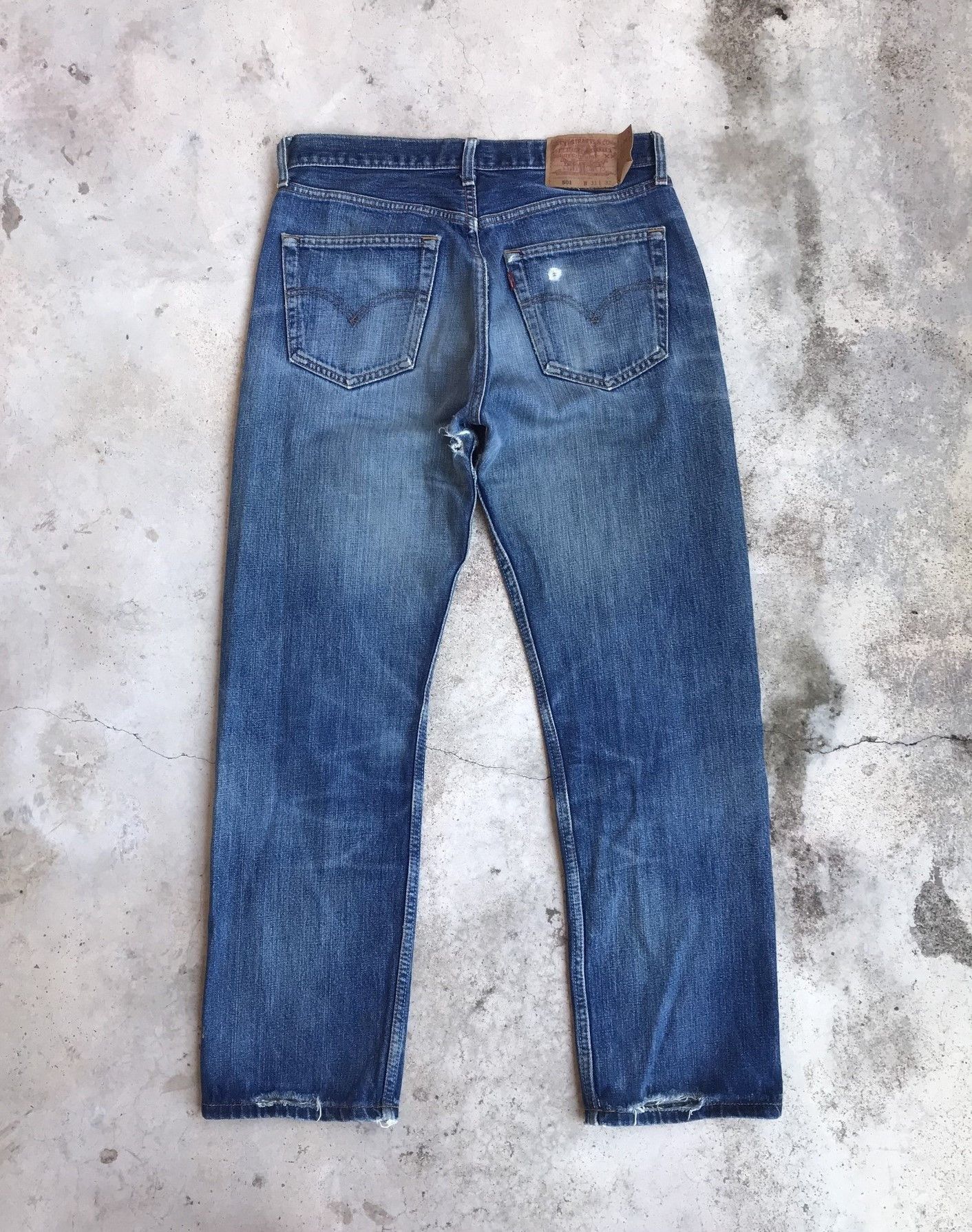 Levi's × Vintage Vintage Levis 501 distressed ripped bluewash japan W30x28.5 Size US 30 / EU 46 - 9 Thumbnail