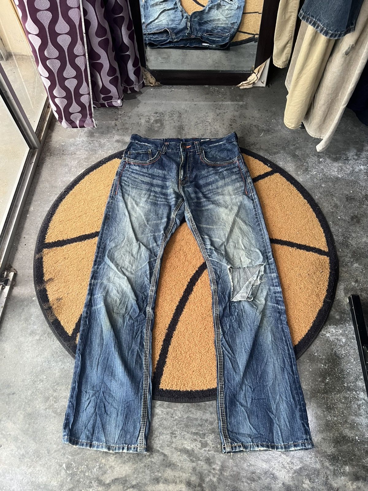 Edwin 🔥Edwin Exclusive Vintage Flared Distressed Denim Size US 34 / EU 50 - 1 Thumbnail