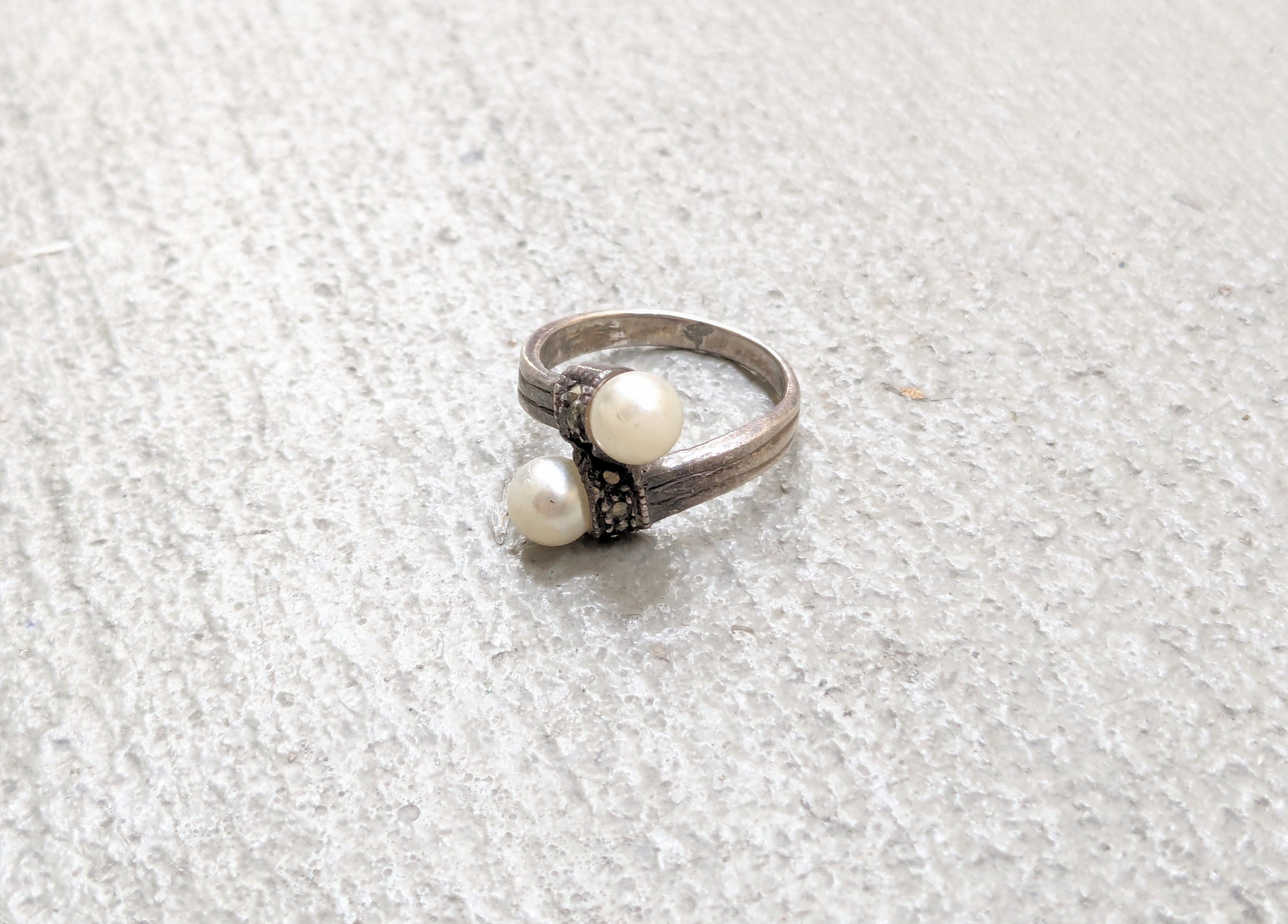 Jewelry Vintage Sterling Silver Ring 6.75 Faux Pearl Modern Minimal Size ONE SIZE - 4 Thumbnail