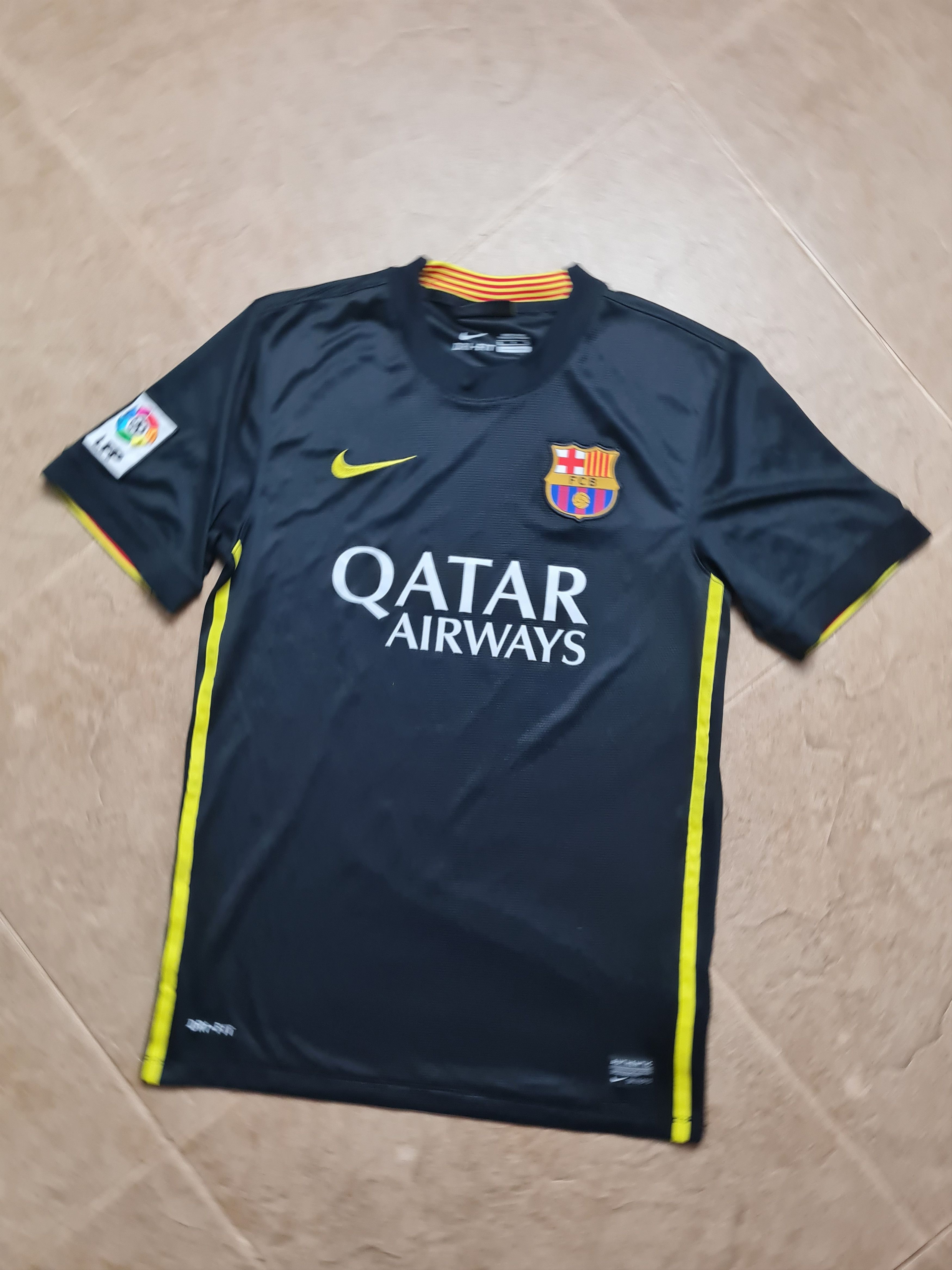 Nike FC BARCELONA 2013/2014 THIRD SHIRT SOCCER NIKE 532824-013 Size US S / EU 44-46 / 1 - 12 Thumbnail