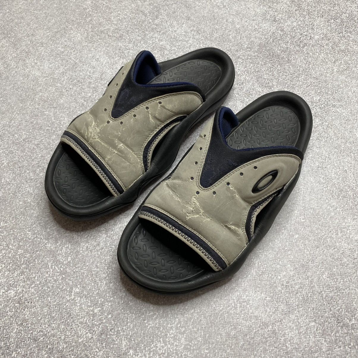 Oakley OAKLEY Slippers Boots Shoes Flip Flops Vintage Size US 6 / EU 39 - 4 Thumbnail