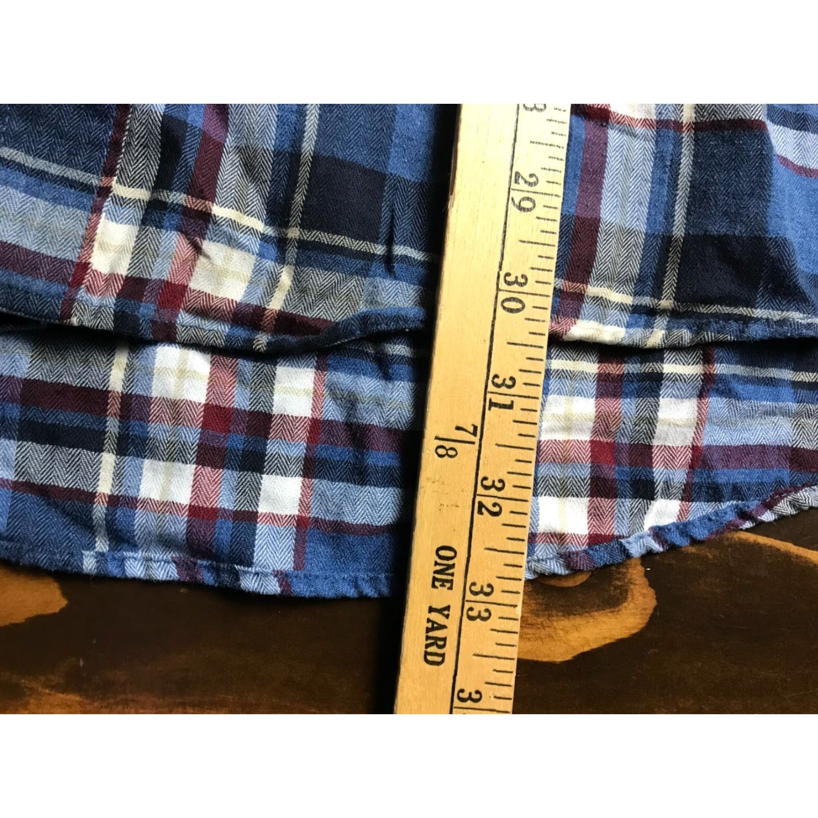 Van Heusen Van Heusen Shirt Men's Size 3XL Blue Red White Plaid Button Up Long Sleeve Size US XXL / EU 58 / 5 - 4 Thumbnail