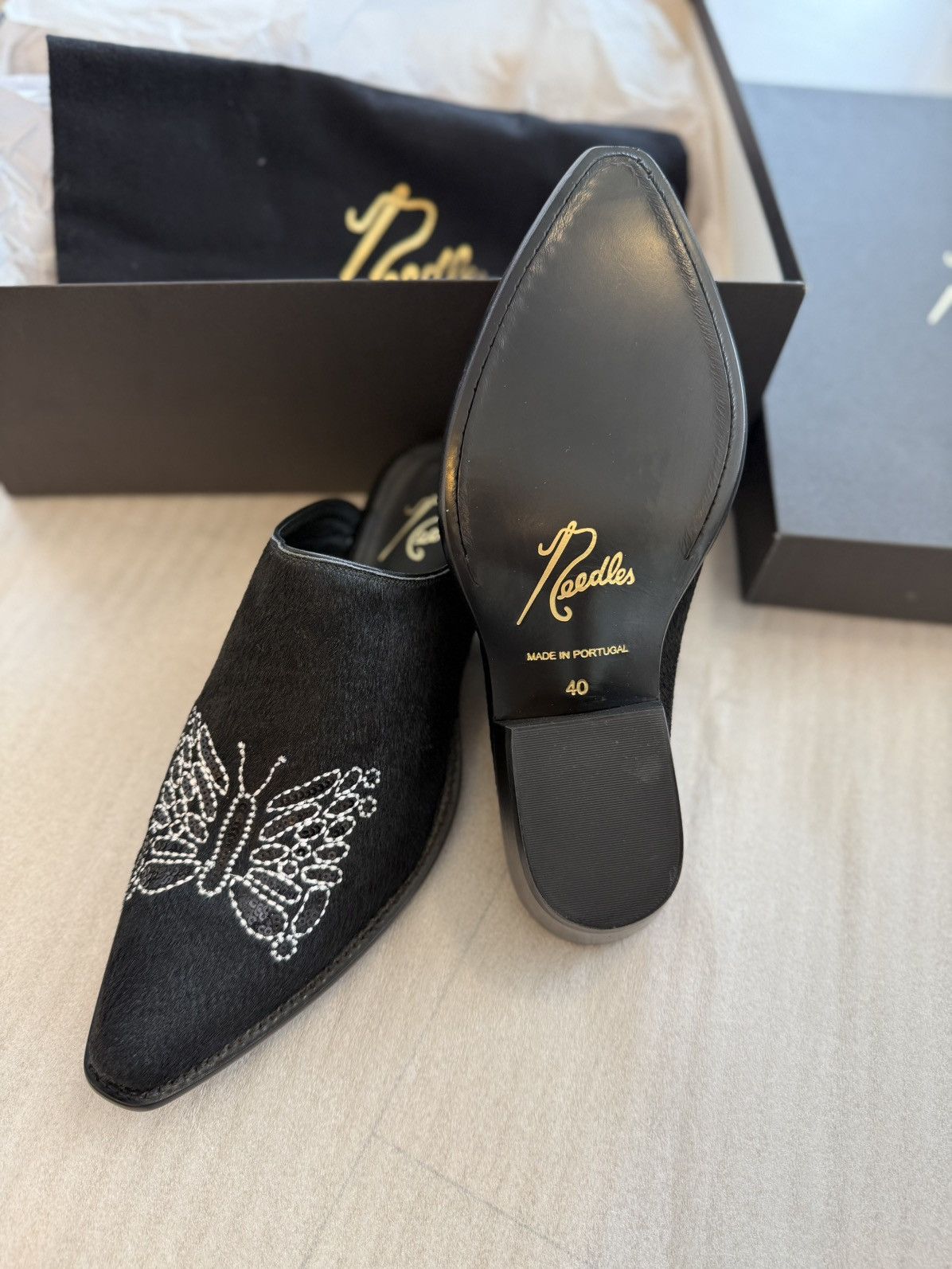 Needles Needles Papillion Embroidered Heeled Mules Pony Hair Size US 7.5 / EU 40-41 - 3 Thumbnail