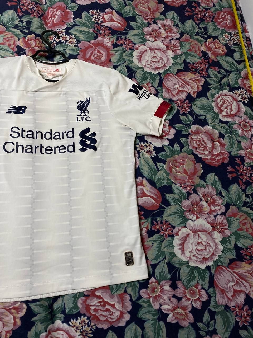 New Balance × Vintage Vintage Liverpool New Balance Jersey Size US S / EU 44-46 / 1 - 8 Thumbnail