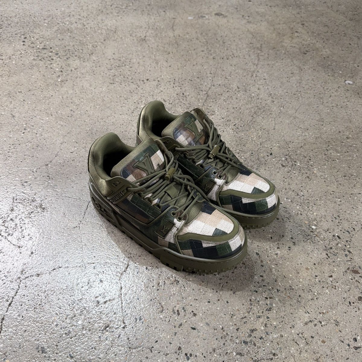 Louis Vuitton Louis Vuitton Digicamo Maxi Trainers Size US 10 / EU 43 - 1 Thumbnail