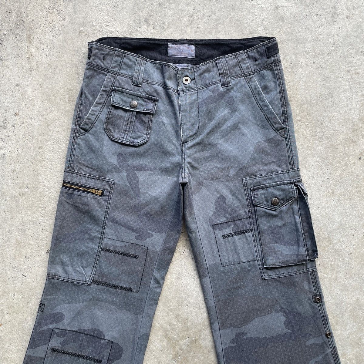 Polo Ralph Lauren Vintage Polo Ralph Lauren Flare Faded Camo Cargo Pants Size US 30 / EU 46 - 3 Thumbnail