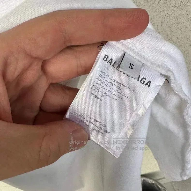 Balenciaga Balenciaga GW Short Sleeve T-Shirt Size US S / EU 44-46 / 1 - 4 Thumbnail