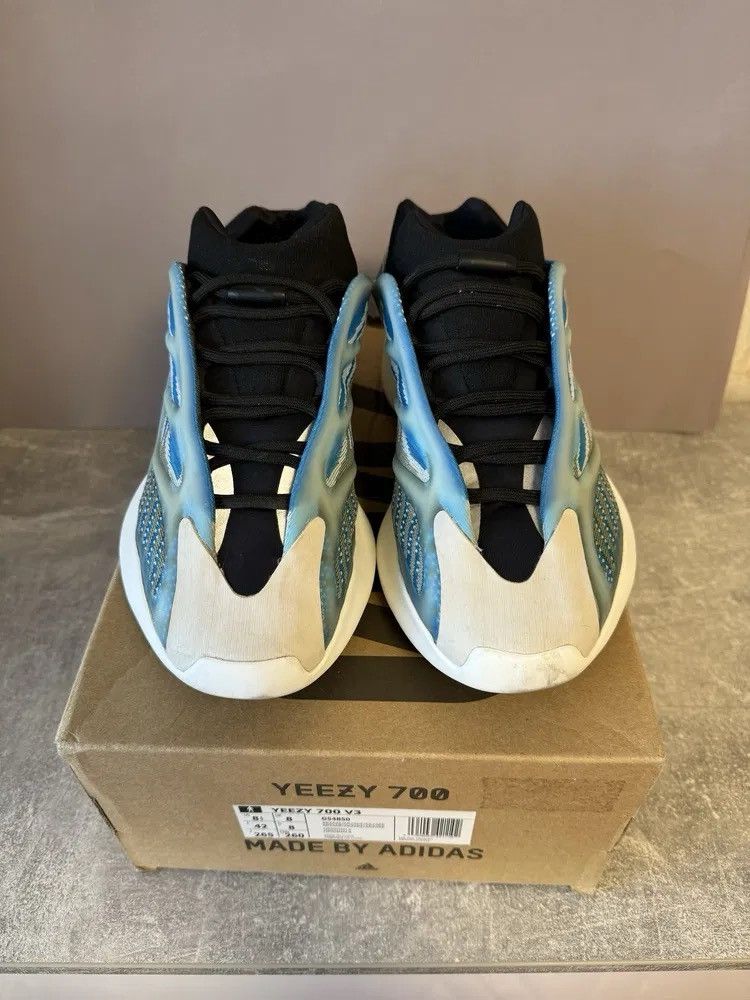 Adidas Adidas Yeezy 700 V3 Arzareth Sneakers Men’s 41 EUR / US 8 Size US 8 / EU 41 - 1 Thumbnail
