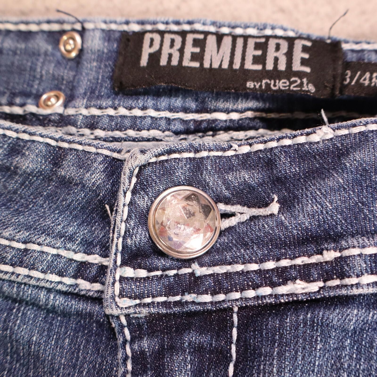 Designer Premiere Women 3/4 Blue Jeans Studded Rue21 Distress Size 27" / US 4 / IT 40 - 6 Thumbnail