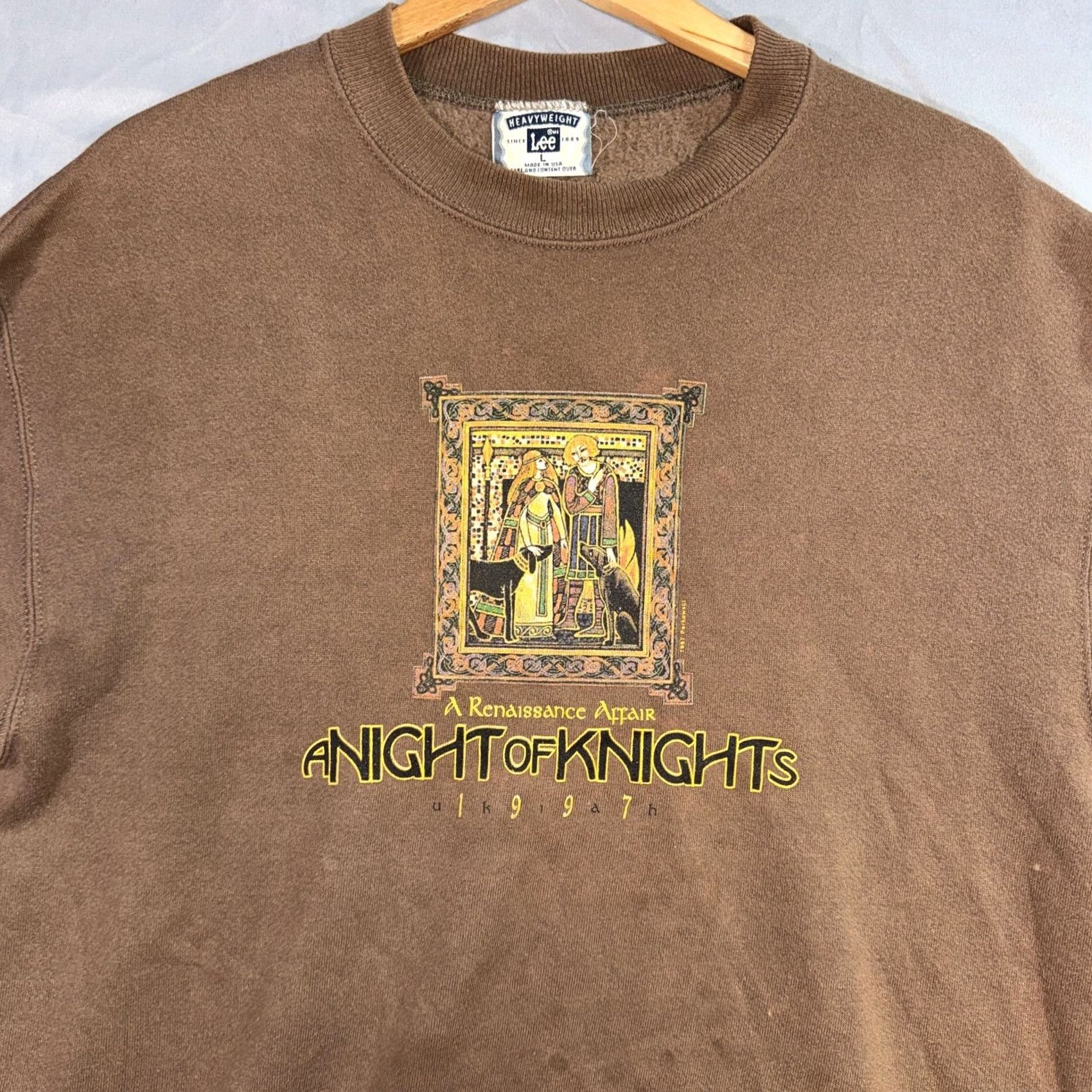 Lee VINTAGE Lee Sweatshirt Mens Large Brown Night Of Knights 1997 Graphic USA Size US L / EU 52-54 / 3 - 3 Thumbnail