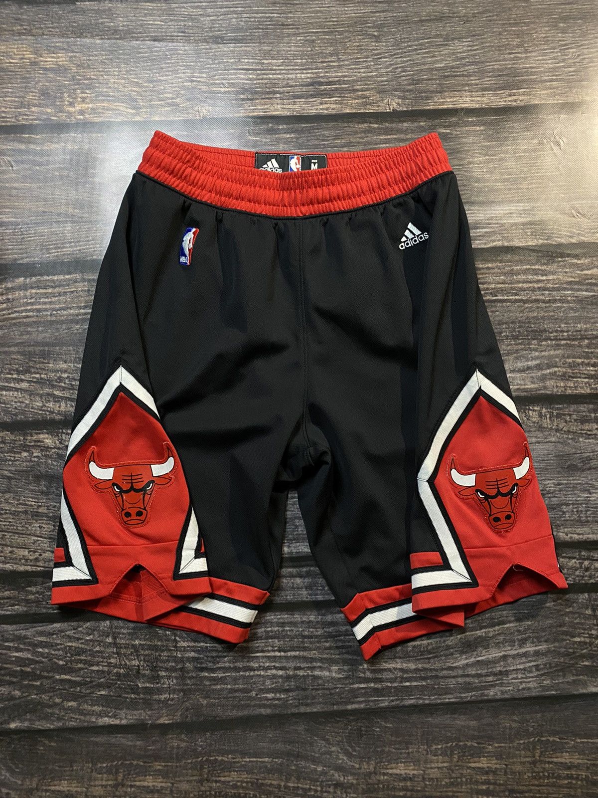 Adidas × NBA RARE❗️ADIDAS NBA CHICAGO BULLS SPORT SUIT Size US M / EU 48-50 / 2 - 7 Thumbnail