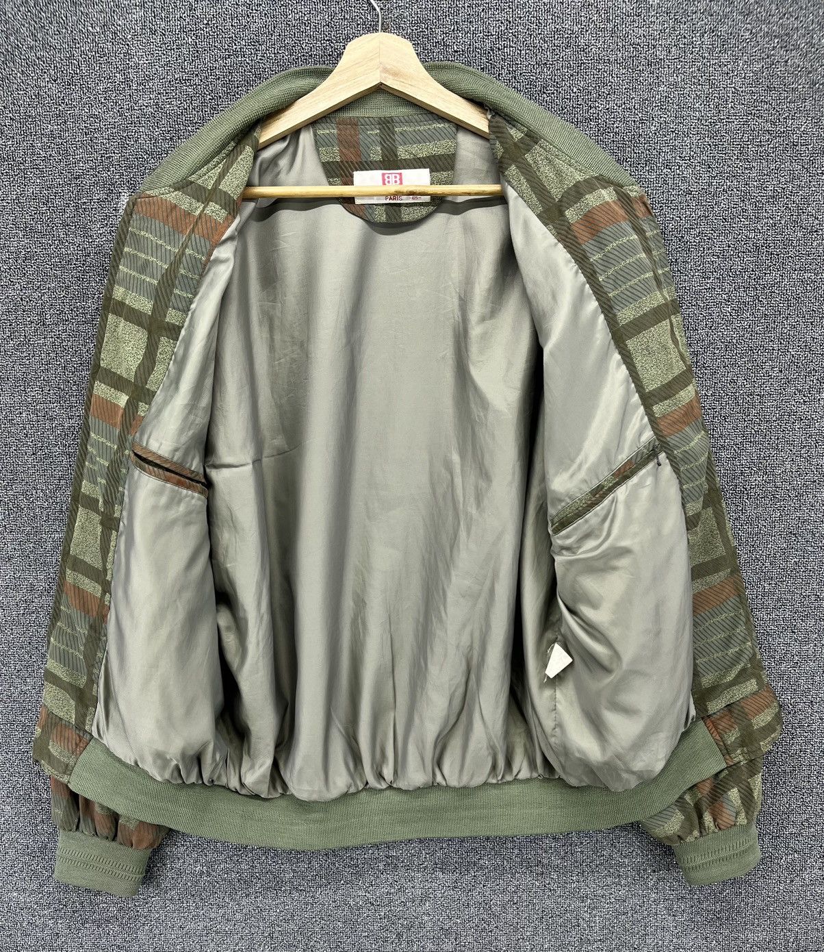 Balenciaga Vintage 90s Balenciaga Paris Checkered Shadow Plaids Jacket Size US L / EU 52-54 / 3 - 9 Thumbnail
