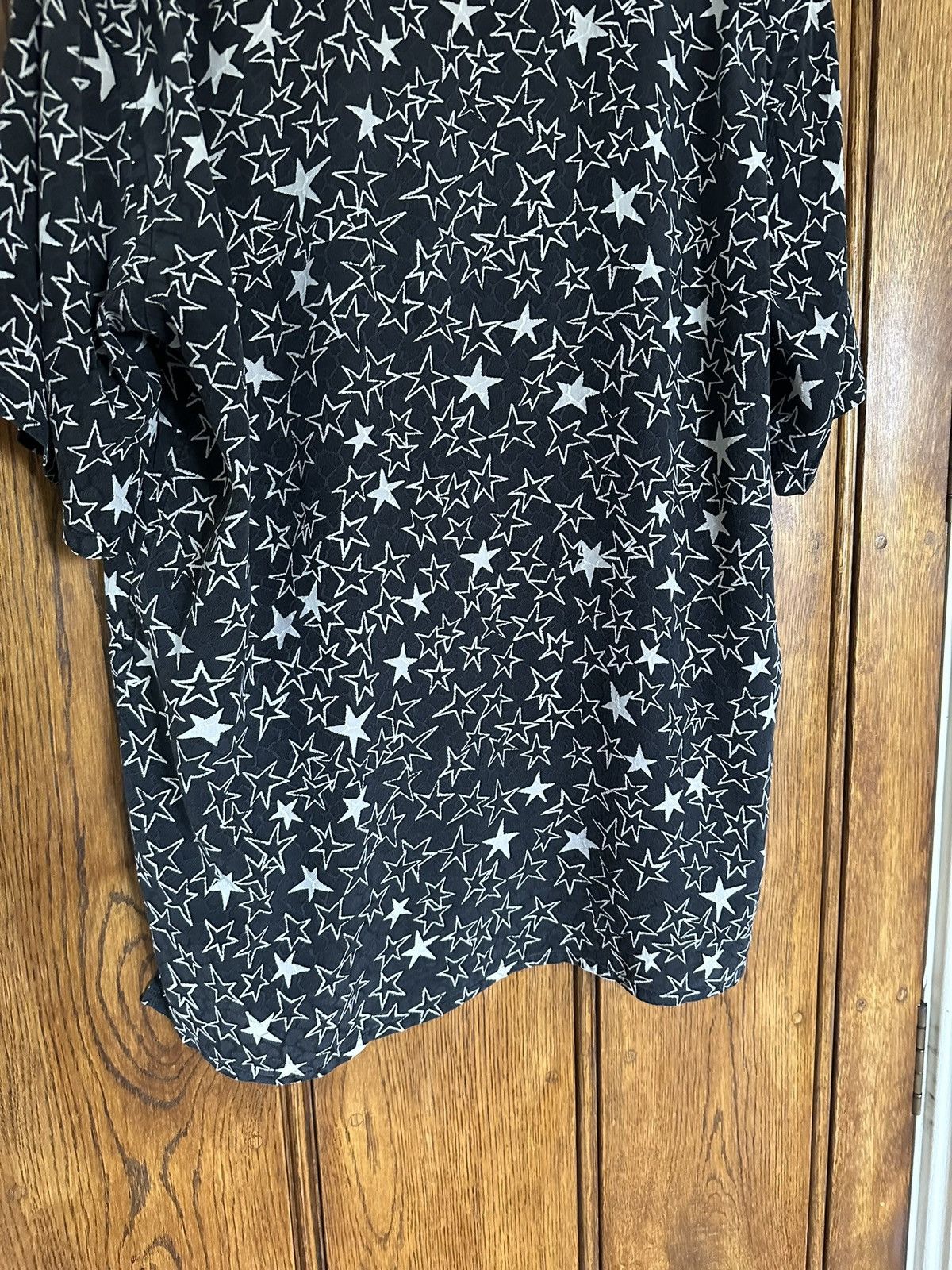 Saint Laurent Paris SS20 Saint Laurent star silk camp shirt Hawaiian 42 short Size US L / EU 52-54 / 3 - 17 Thumbnail