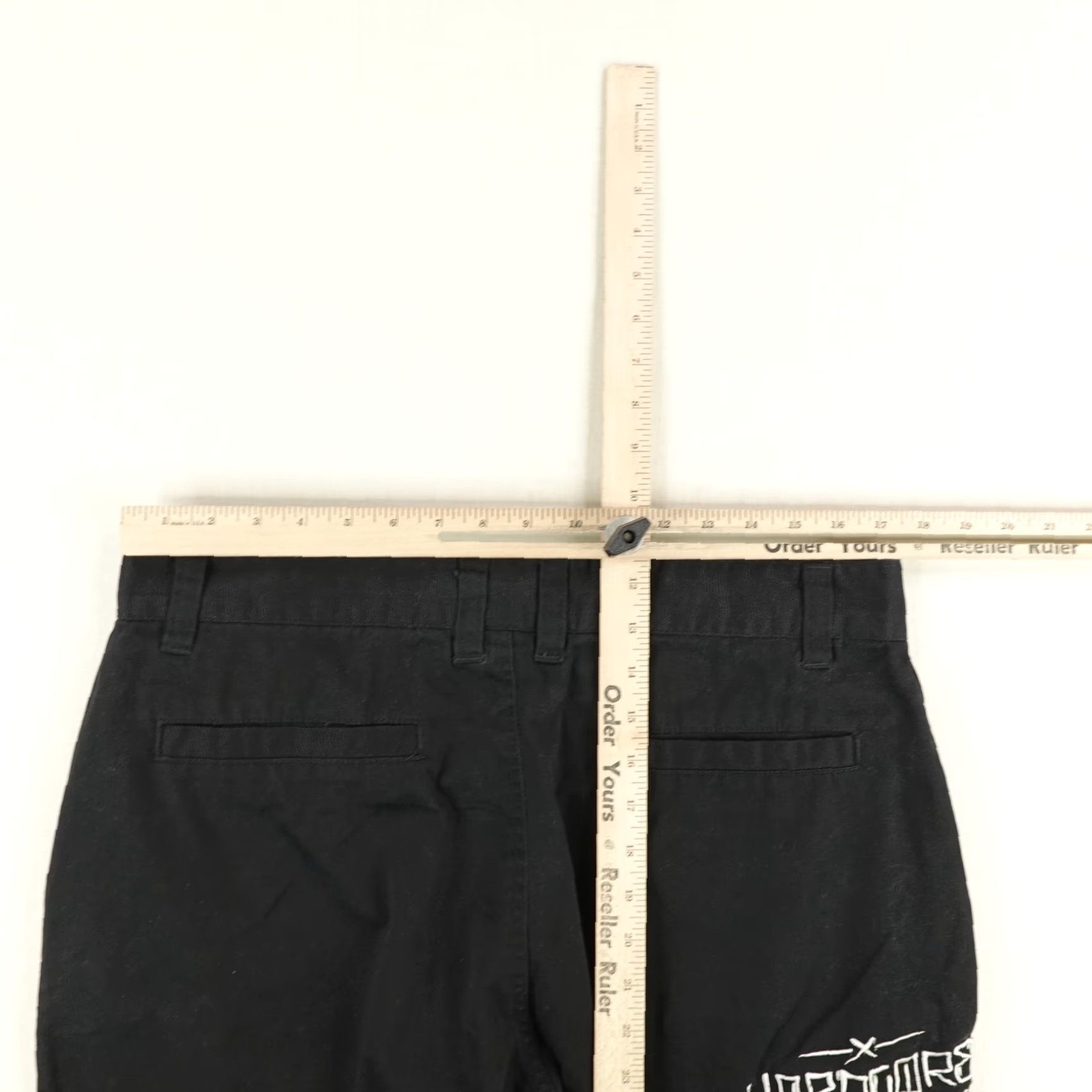 Vintage Vintage Hustler Shorts Mens 36 Chino Casual Relaxed Cotton Black Embroidered Skater Y2K Size US 35 - 7 Thumbnail