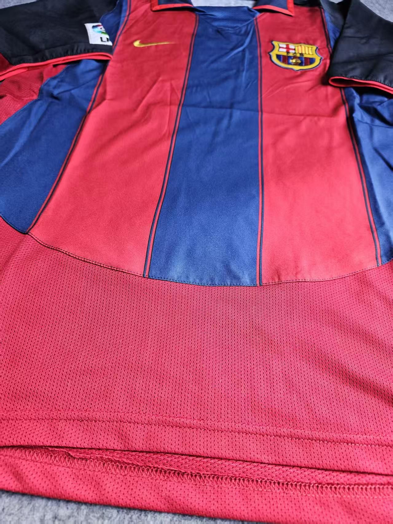 Other 2003 04 Barcelona Jersey Home Size US M / EU 48-50 / 2 - 4 Thumbnail