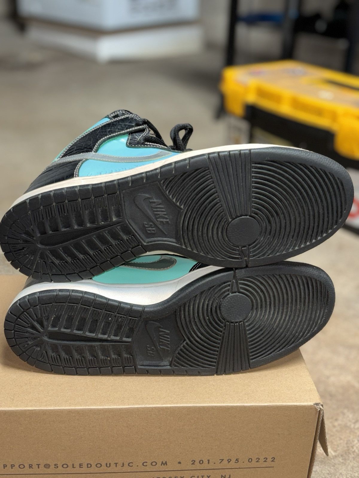 Diamond Supply Co. × Nike Nike Dunk High Premium SB 'Tiffany' Size US 11 / EU 44 - 6 Thumbnail