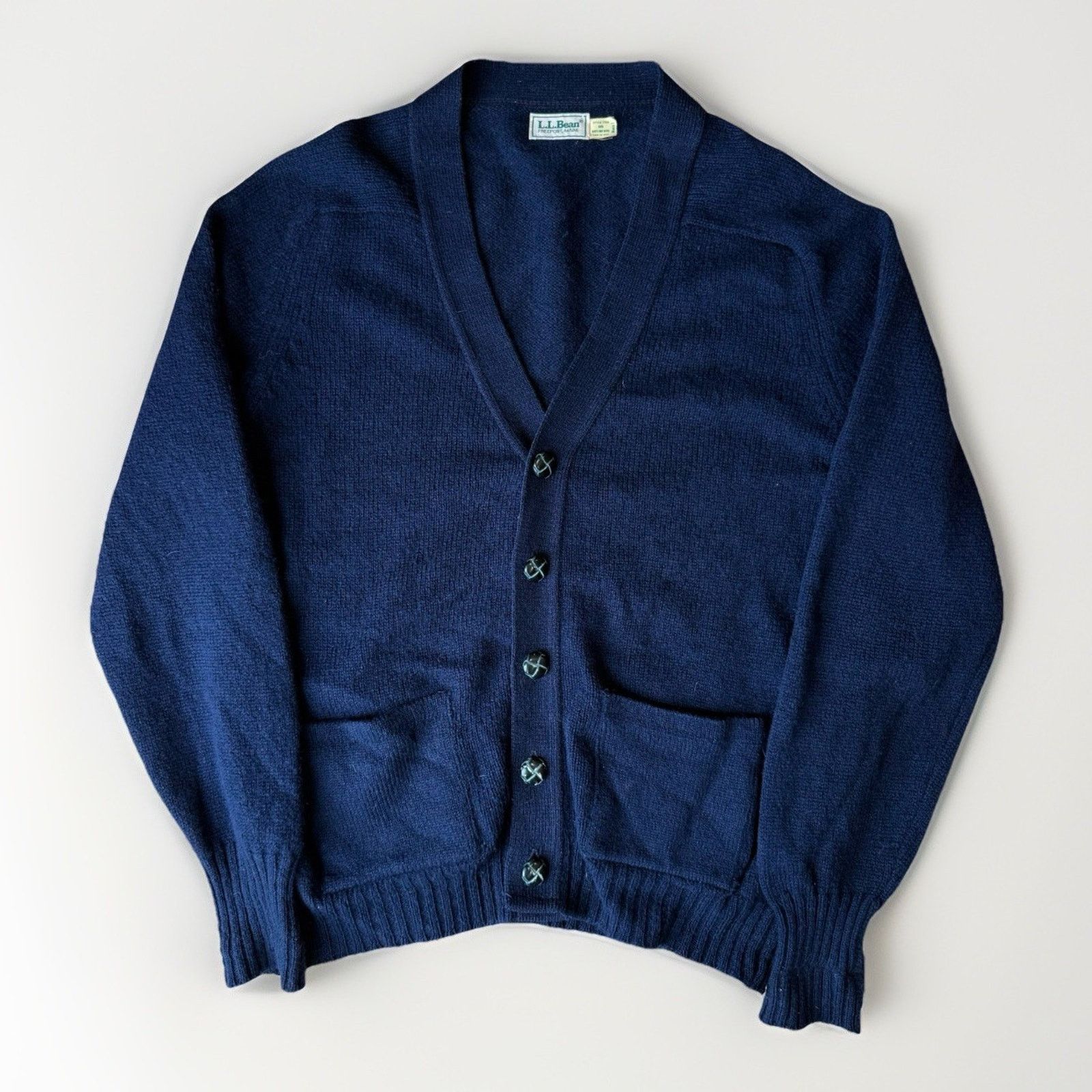 L.L. Bean Vintage LL Bean Shetland Wool Cardigan Large Navy Winter Size US L / EU 52-54 / 3 - 1 Thumbnail