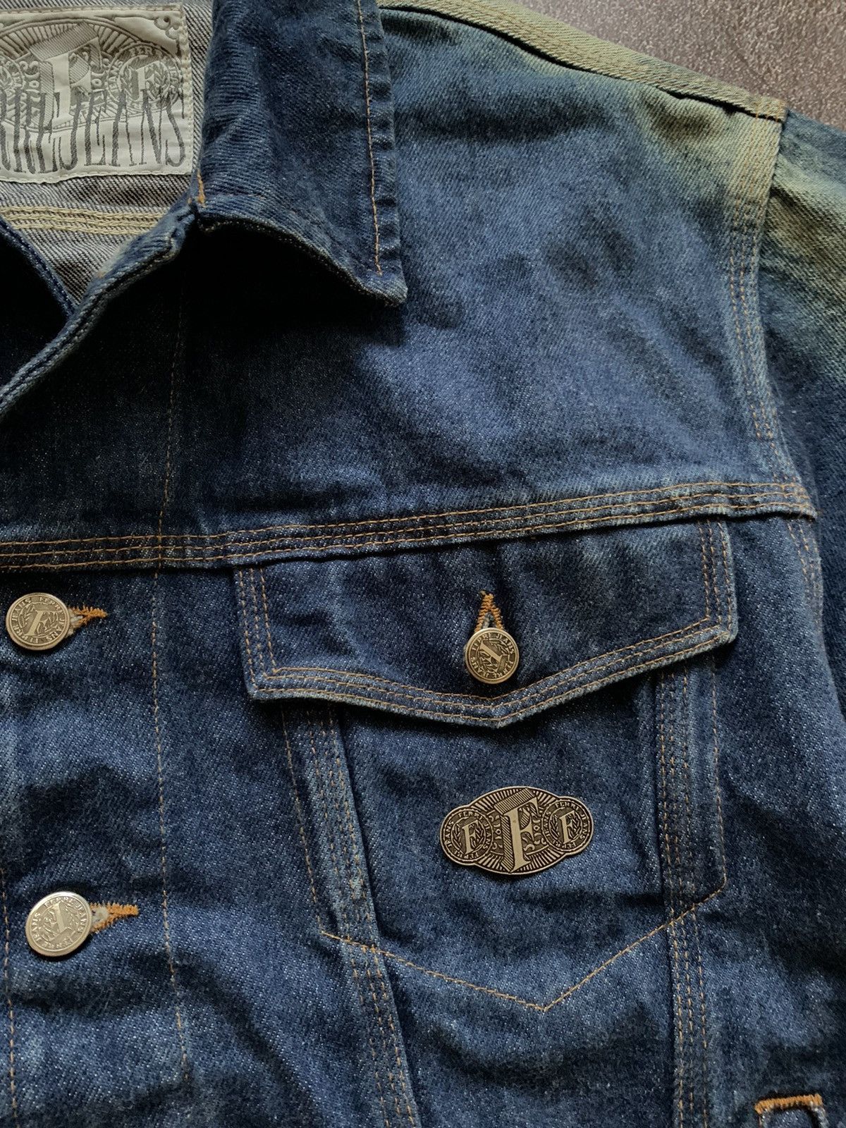 Gianfranco Ferre Gianfranco Ferre Denim Jacket / Avant Garde Leather Patch Size US S / EU 44-46 / 1 - 4 Thumbnail