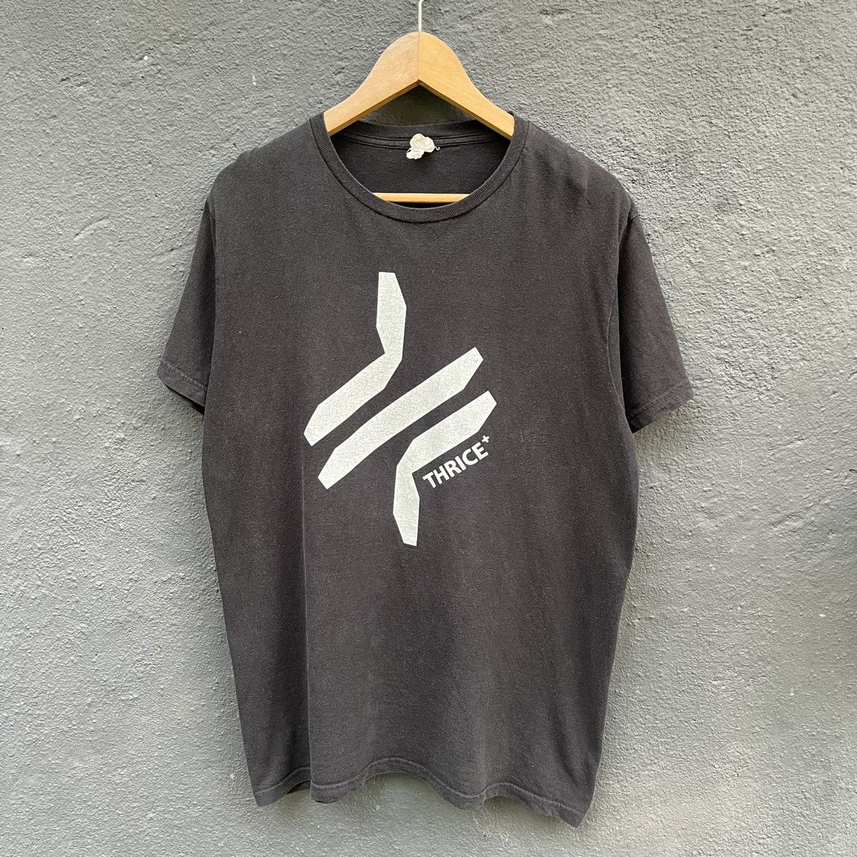 Band Tees Thrashed Faded Vintage Thrice Band Shirt Size US L / EU 52-54 / 3 - 1 Thumbnail