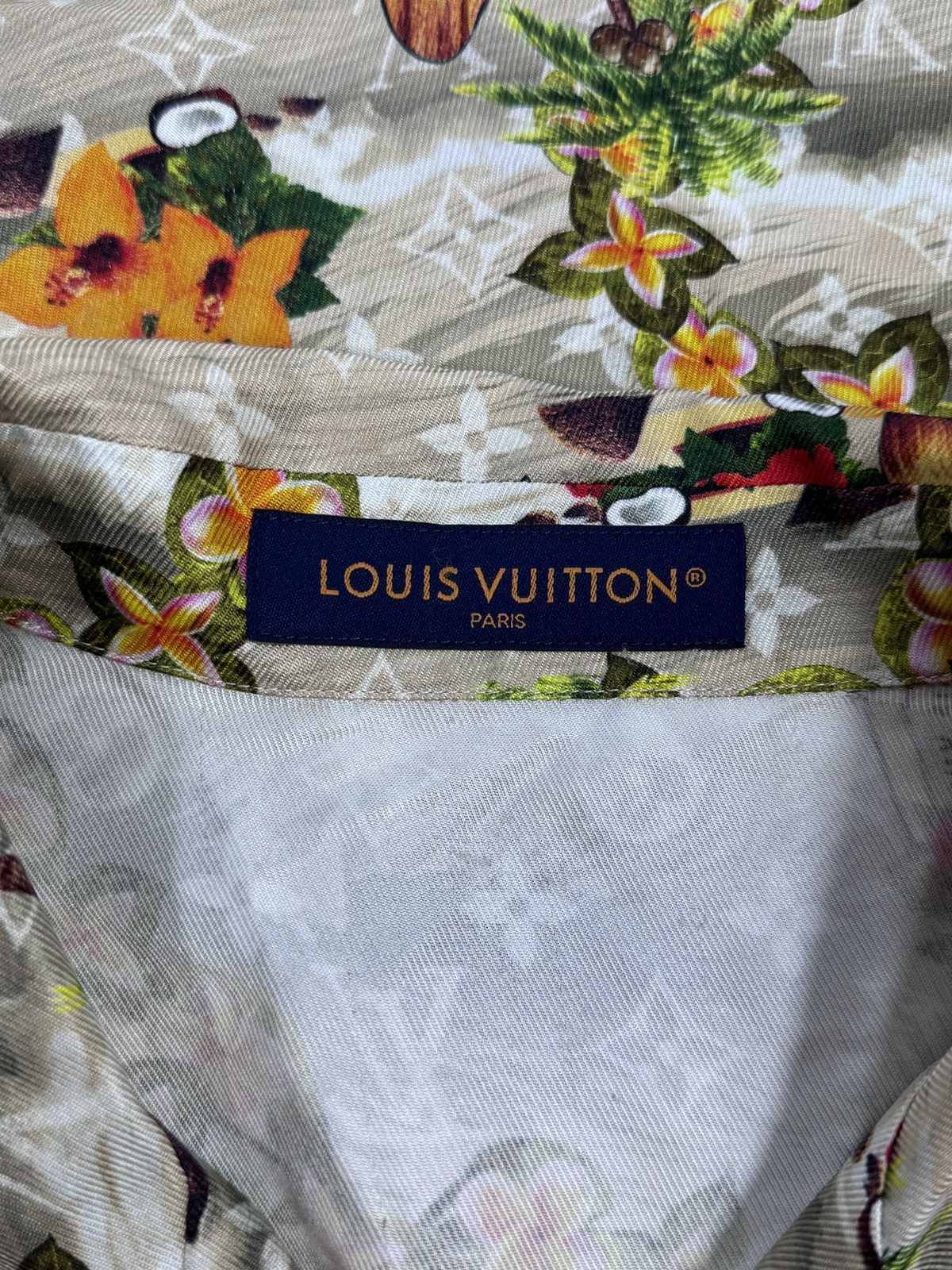 Louis Vuitton × Pharrell MONOGRAM PRINT HAWAII SILK SHIRT 1AFQYT Size US L / EU 52-54 / 3 - 3 Thumbnail