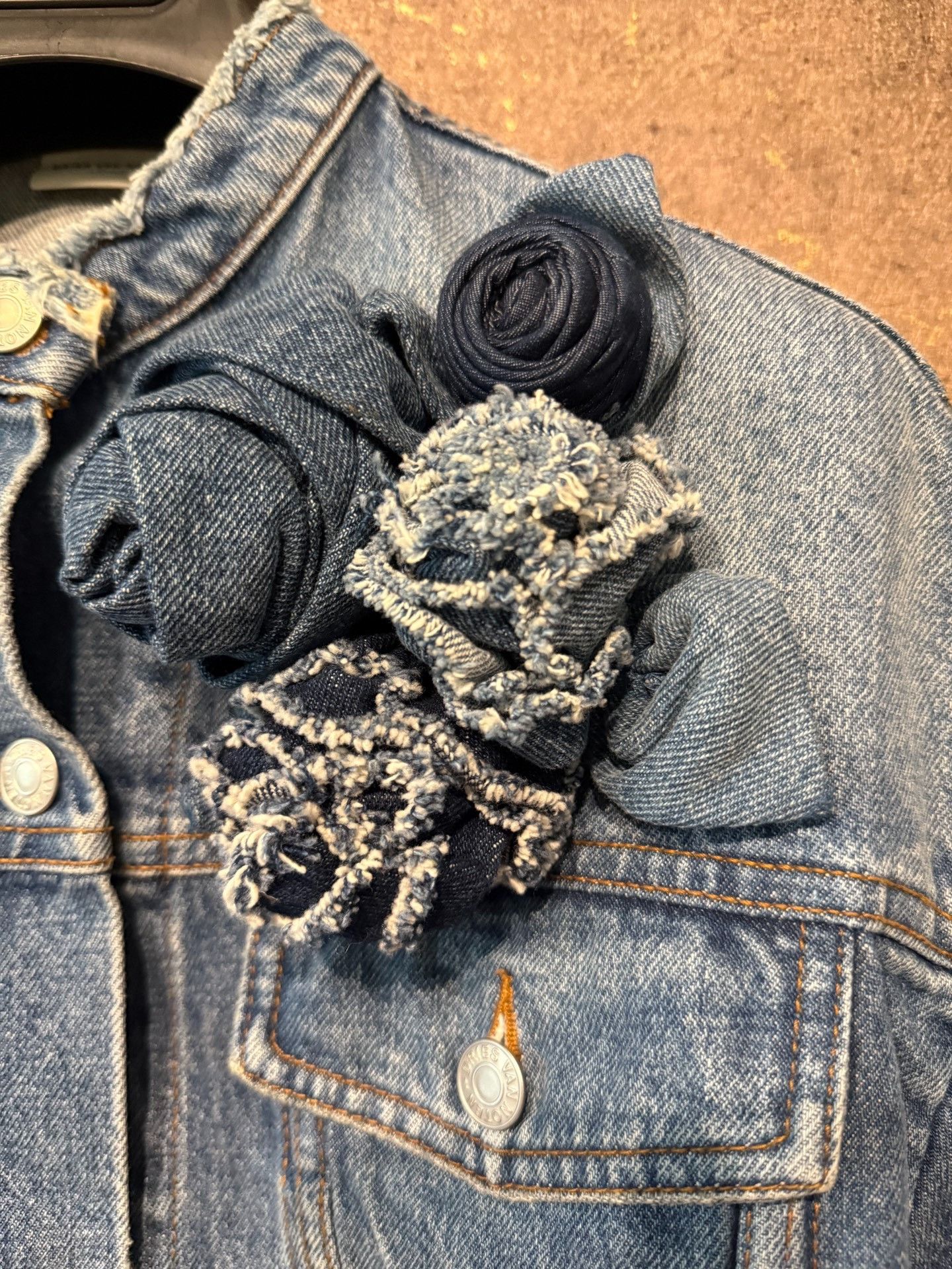 Dries Van Noten Dries van noten Denim jacket 2501-Nextarrow Size US S / EU 44-46 / 1 - 7 Thumbnail