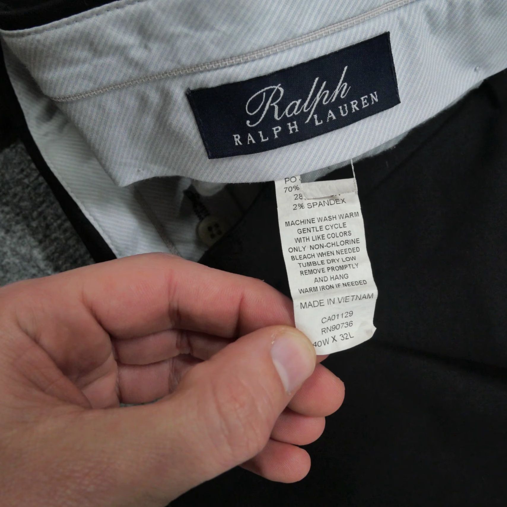 Ralph Lauren VINTAGE Ralph Lauren Pants Mens Dress Pants Black 40x32 40 Regular Flat Front Straight Fit Classic Slacks Pub? Size US 42 / EU 58 - 6 Thumbnail