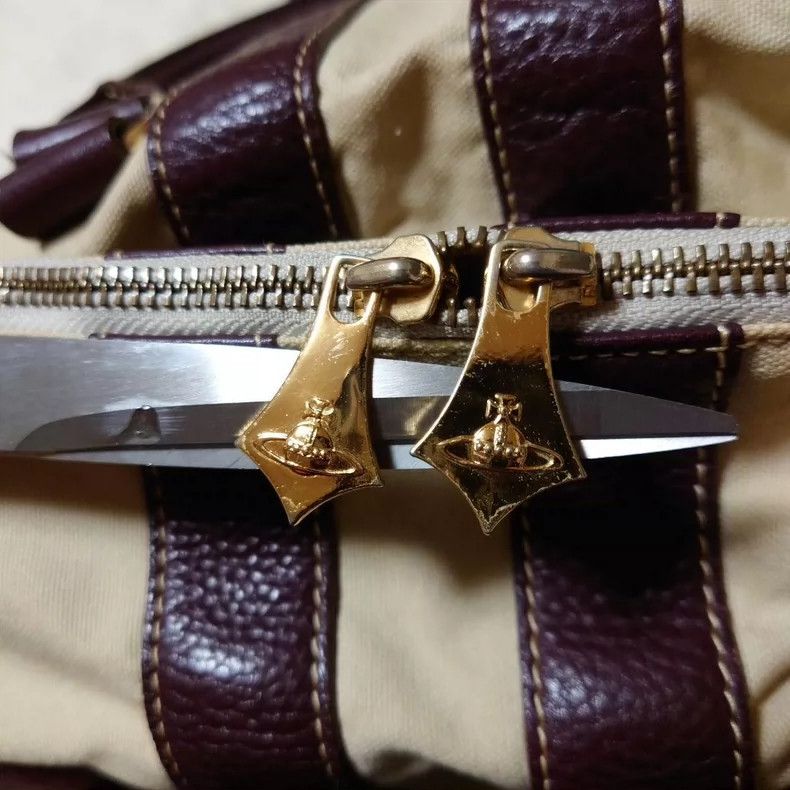 Vivienne Westwood Vivienne Westwood size os Mid-old gold standard golden Satu Size ONE SIZE - 8 Thumbnail