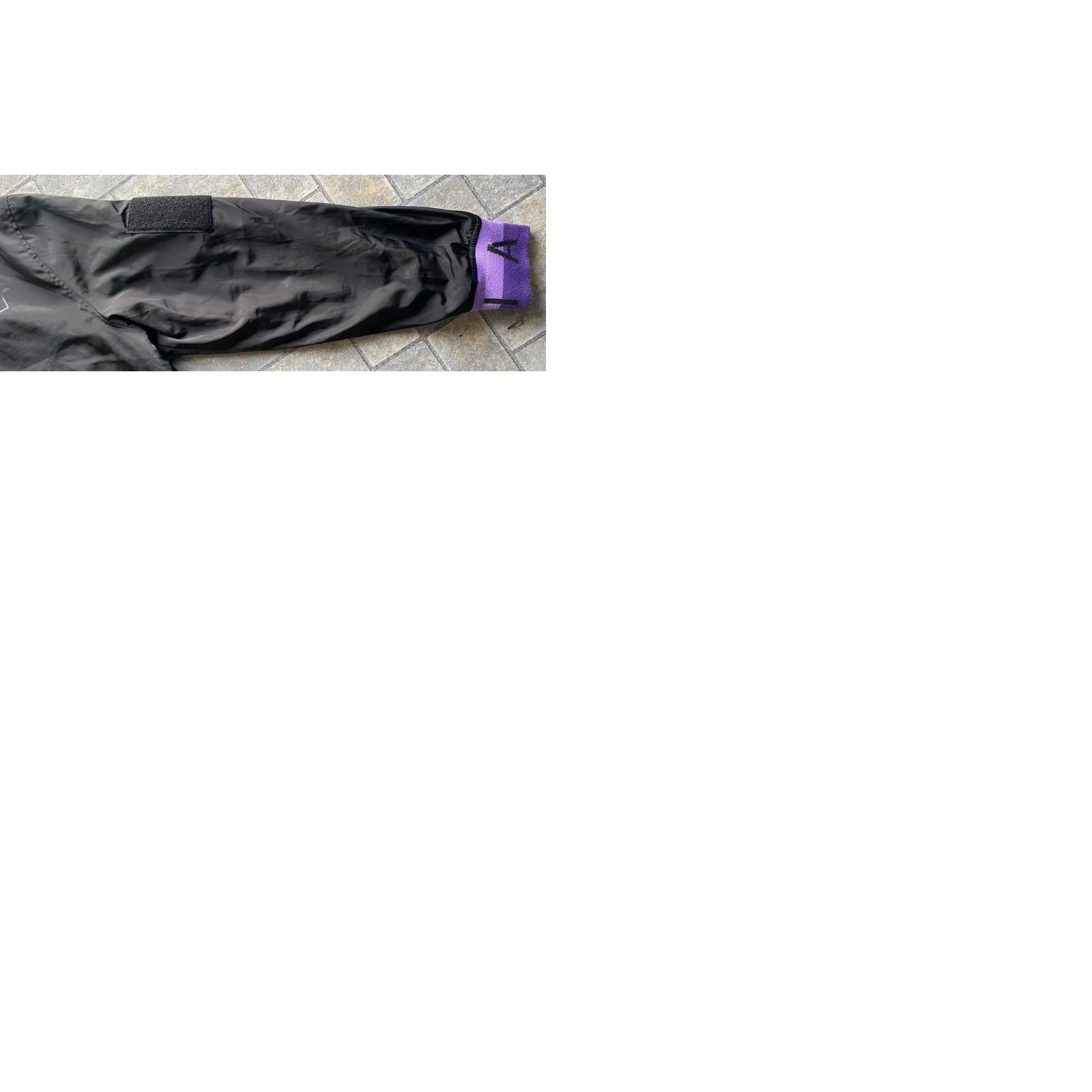 Vintage Fall Out Boy Mania Tour Jacket Men L Black Purple Zip Size US L / EU 52-54 / 3 - 10 Thumbnail