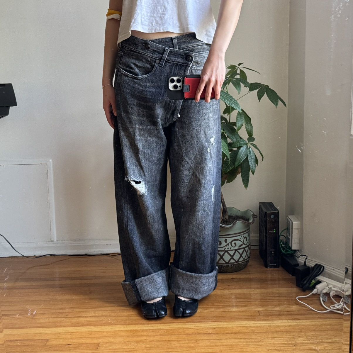 R13 R13 WIDE LEG CROSSOVER JEANS Size 26" / US 2 / IT 38 - 1 Thumbnail