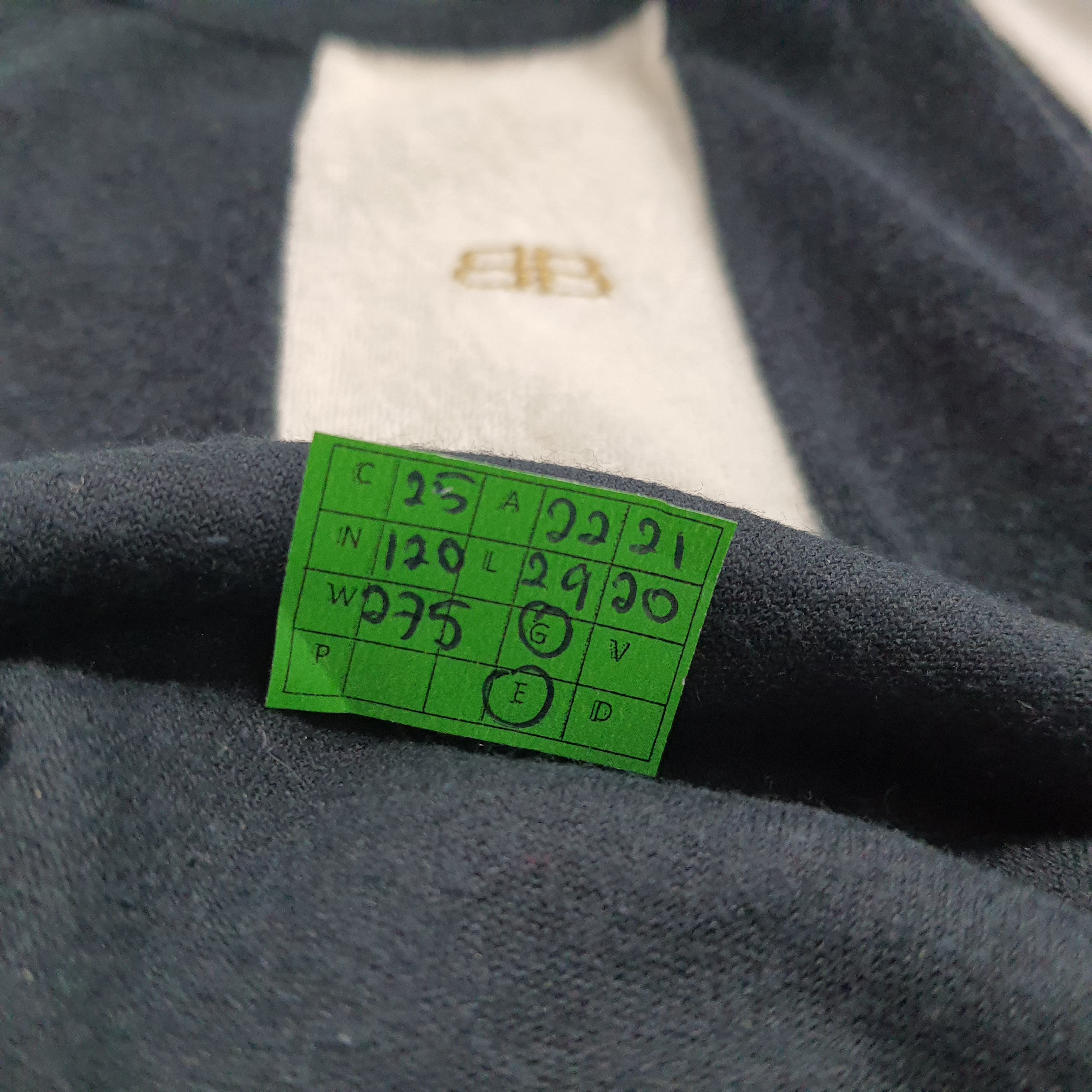 Balenciaga × Vintage Balenciaga Paris Fleece Women Twee T-shirt Size L / US 10 / IT 46 - 7 Thumbnail