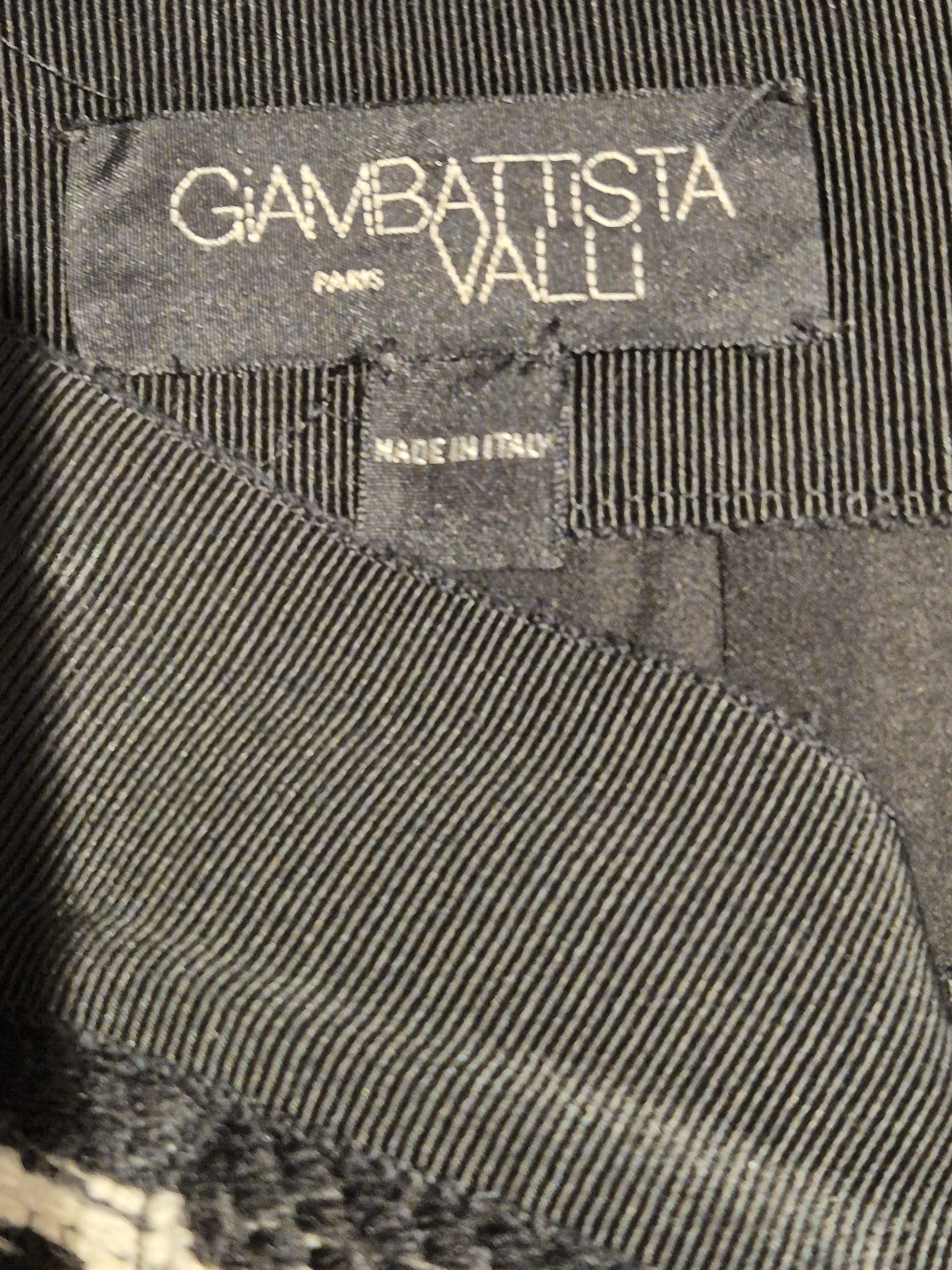 Giambattista Valli Woollen paisley design straight skirt Size 27" / US 4 / IT 40 - 3 Thumbnail
