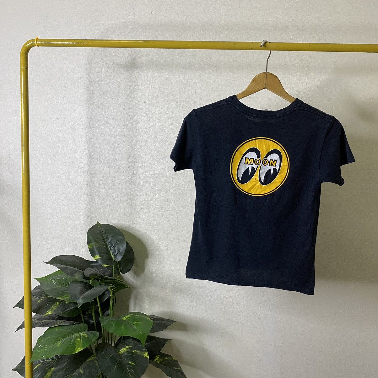 Other Vintage Y2K Mooneyes Racing Women Tee Size XS / US 0-2 / IT 36-38 - 1 Thumbnail