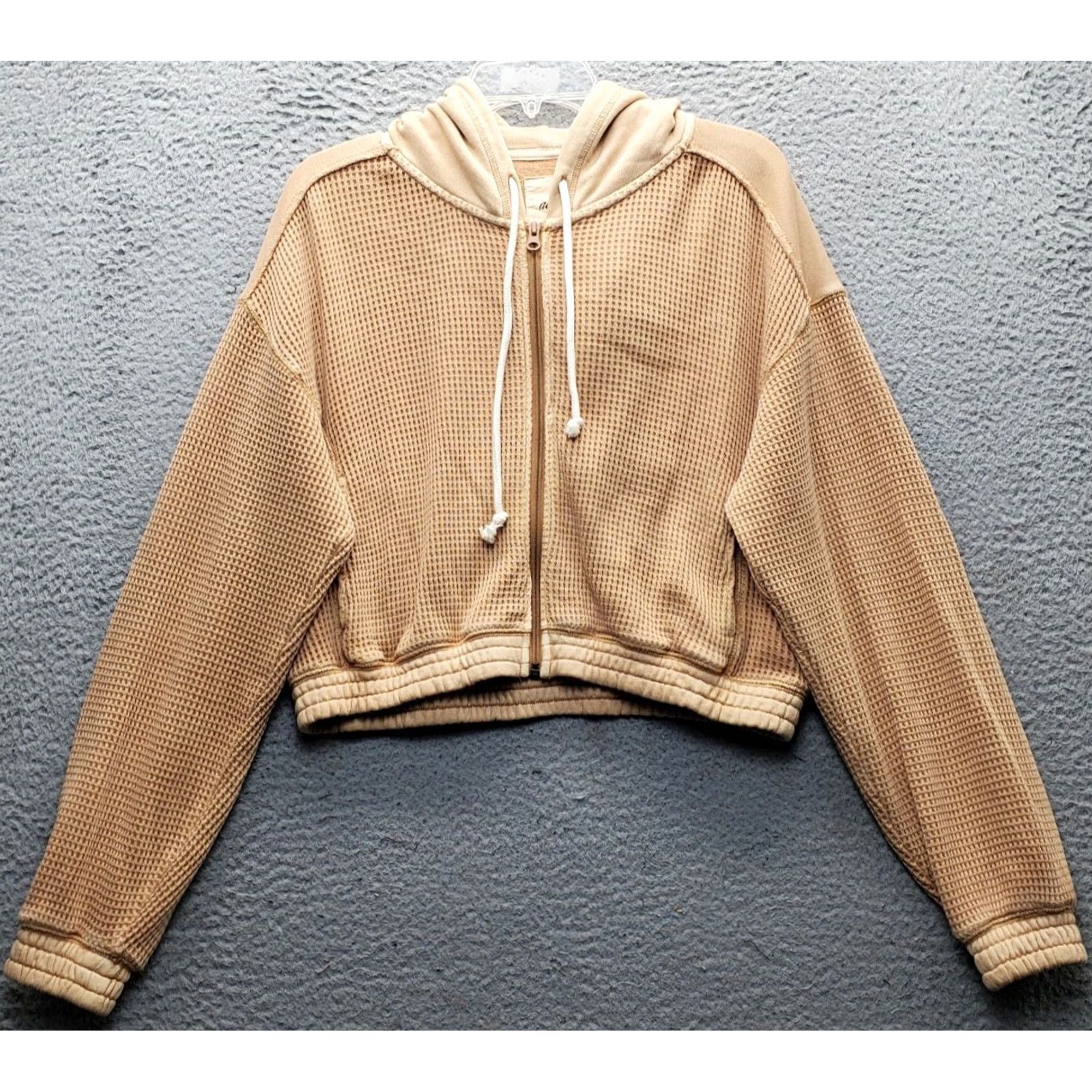Vintage Aerie Womens Small Tan Cropped Hoodie Full Zip Hooded Waffle Knit Thermal Long Sleeve Size S / US 4 / IT 40 - 2 Thumbnail