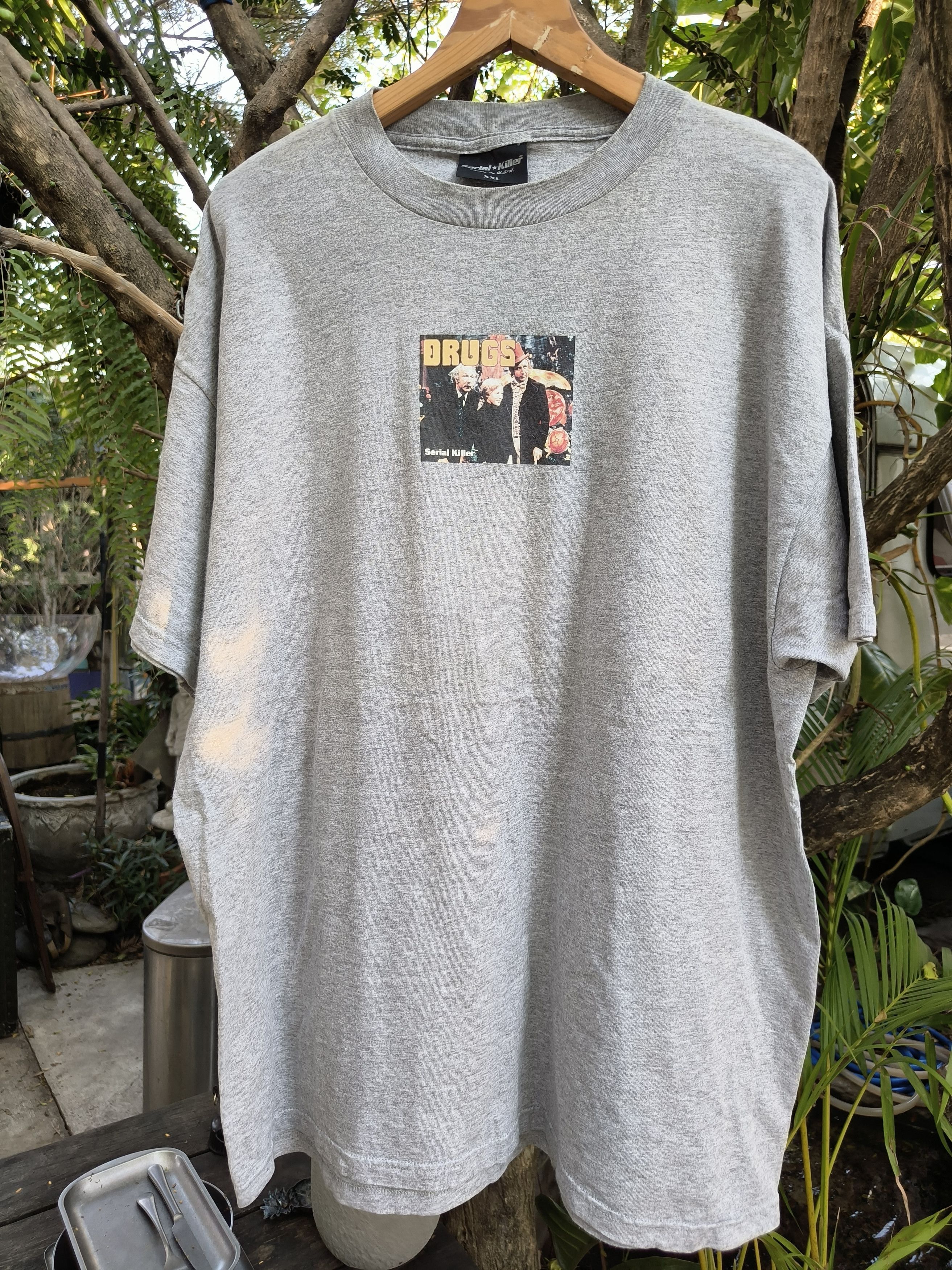 Other Vintage 90s Serial killer "Drugs" Willy wonka shirt Size US XXL / EU 58 / 5 - 3 Thumbnail