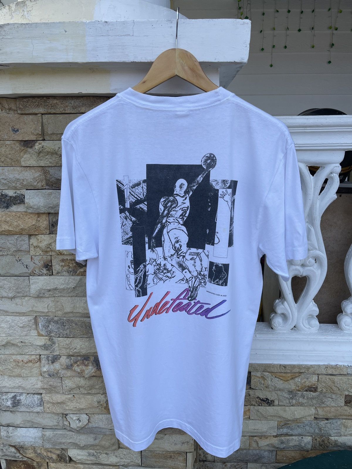 Jordan Brand × Undefeated Last Drop🔥Rare🔥Vintage Undefeated Michael Jordan T Shirt Size US M / EU 48-50 / 2 - 1 Thumbnail