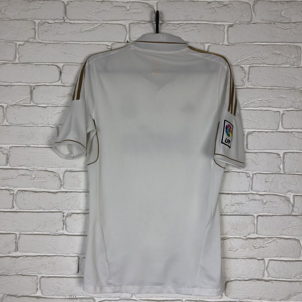 Adidas Real Madrid 2010 2011 home jersey vintage Size US S / EU 44-46 / 1 - 7 Thumbnail