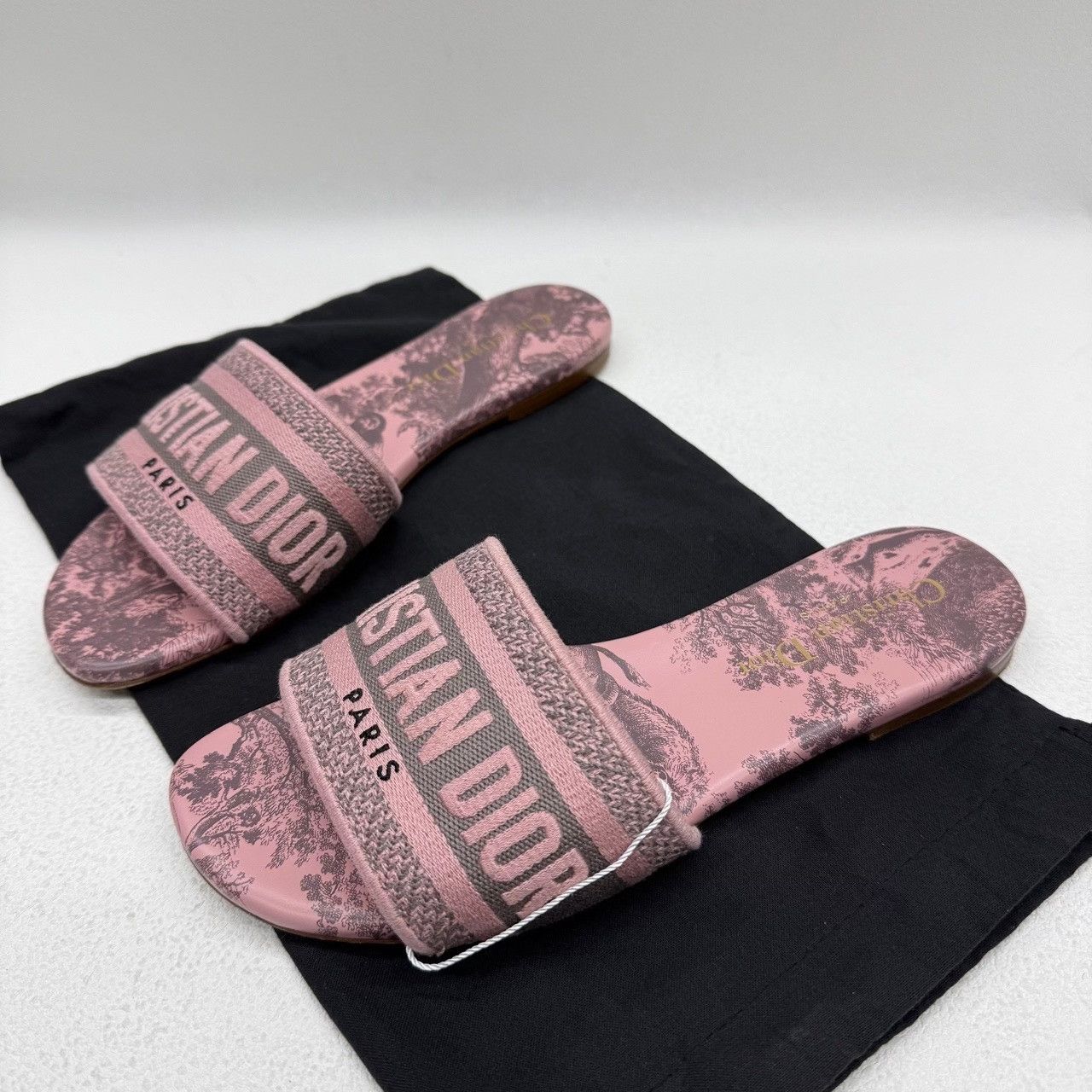 Dior Dior Embroidered Multi Sandals us_5 Women Size US 5 / IT 35 - 1 Thumbnail