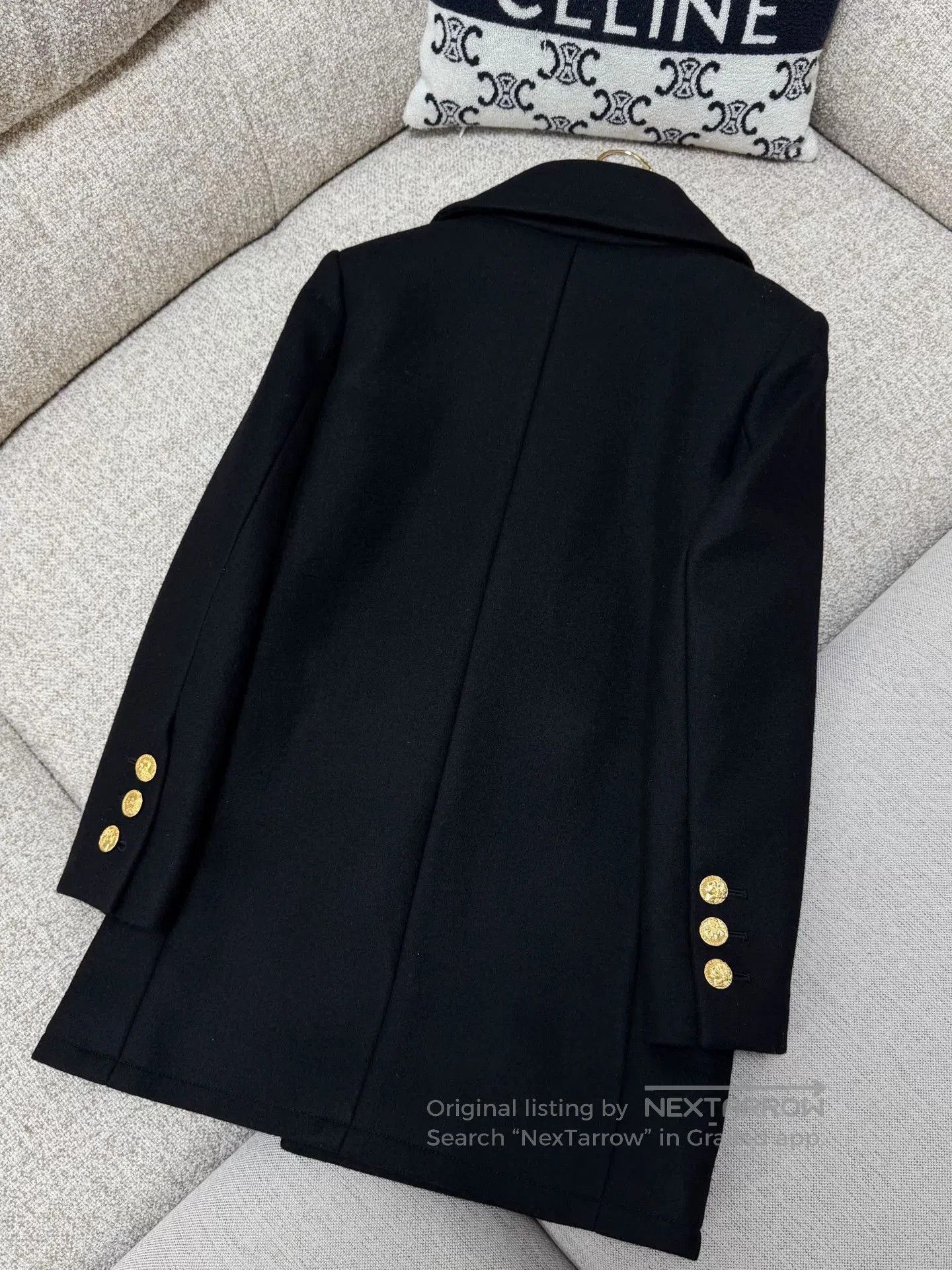 Chanel Chanel VTG Roman Gold Button Coat. Size US XXS / EU 40 - 6 Thumbnail