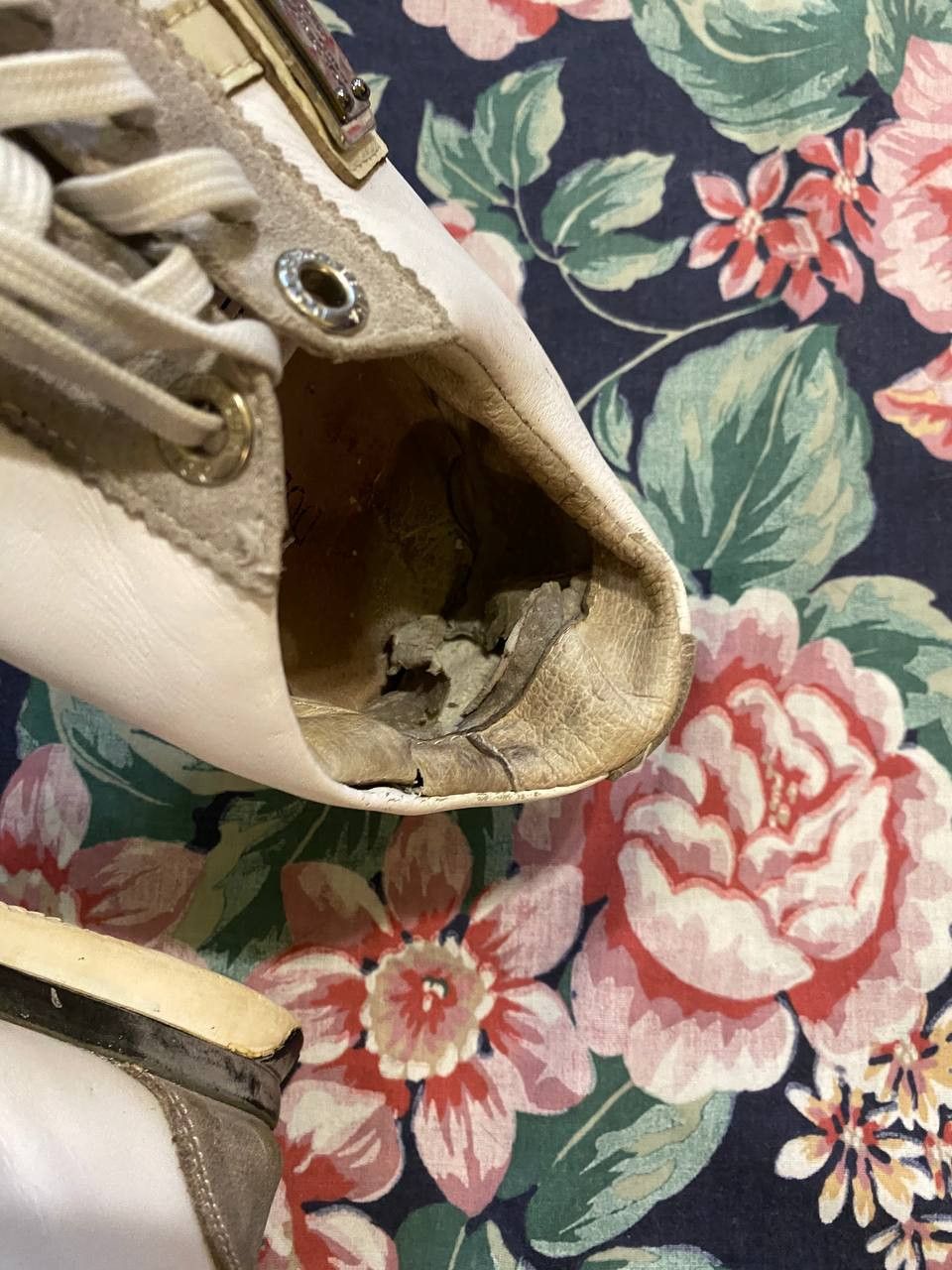 Dolce & Gabbana Low-Top D&G Sneakers Vintage Streetwear Dolce & Gabbana Y2K Size US 8 / EU 41 - 14 Thumbnail