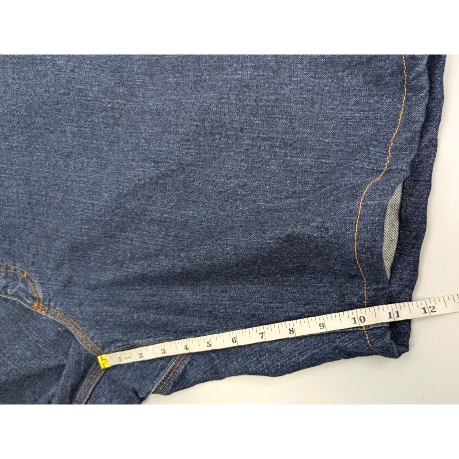 Duluth Trading Company Duluth Trading Co. Men’s Blue Denim Shorts Bermuda Relaxed 40 Zip 11 Inseam Pockets Logo Size US 40 / EU 56 - 3 Thumbnail