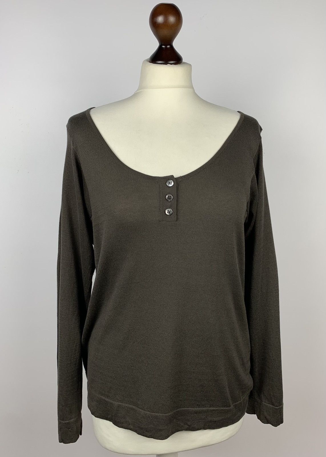 Weekend Max Mara Weekend Max Mara Top Long Sleeve Sweater Size XL Brown Size XL / US 12-14 / IT 48-50 - 1 Thumbnail